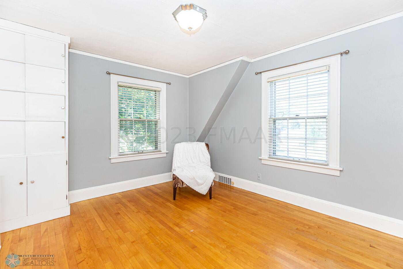 2nd bedroom- built in's
