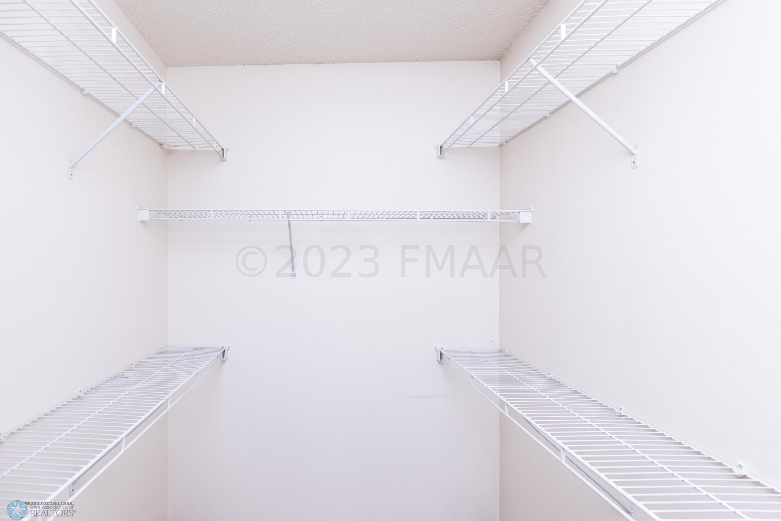 Master Walk Inn Closet