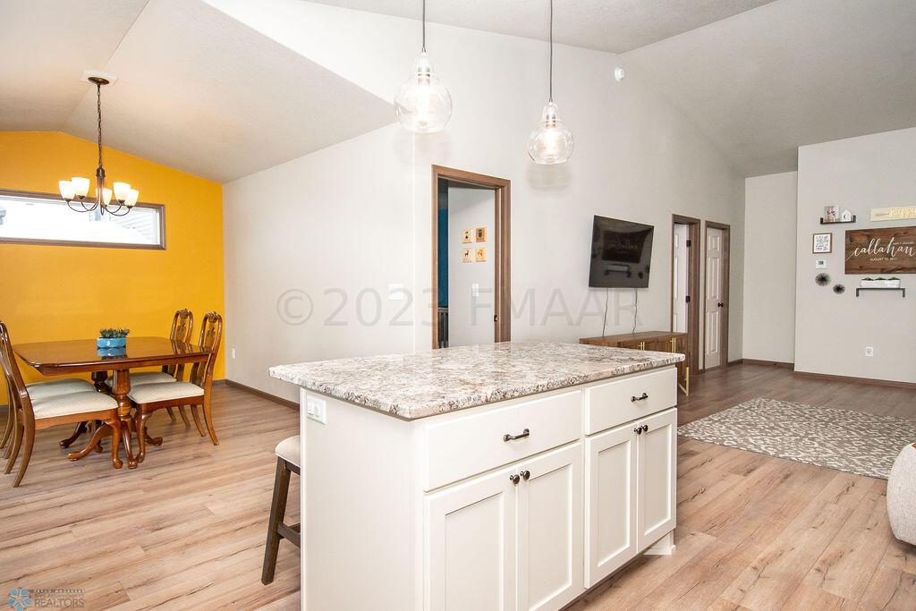 Kitchen/Dining