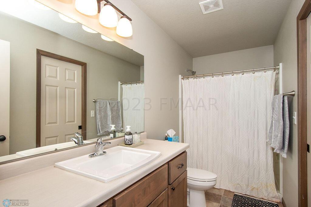 Hollywood Bathroom