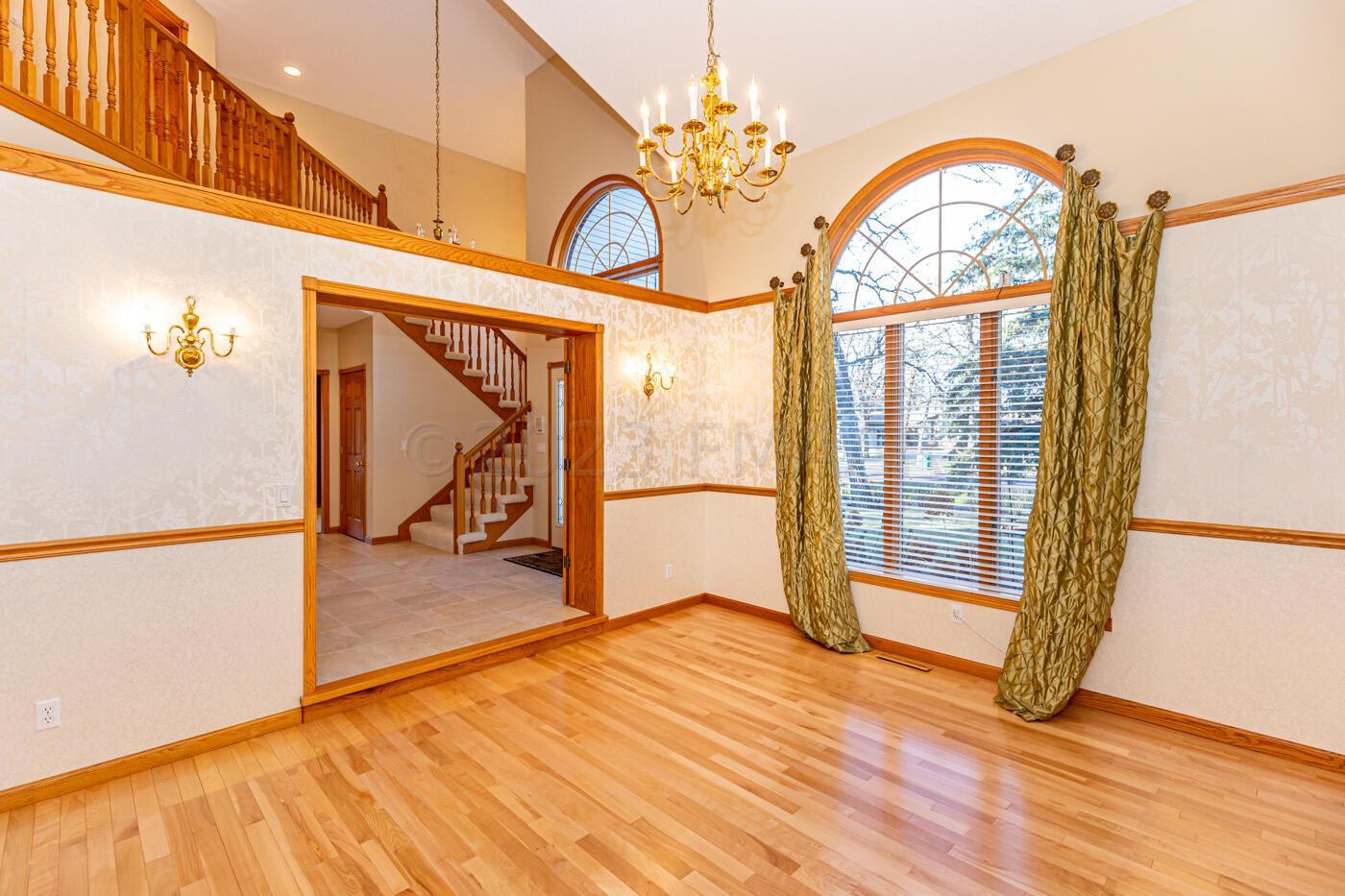 Formal dining