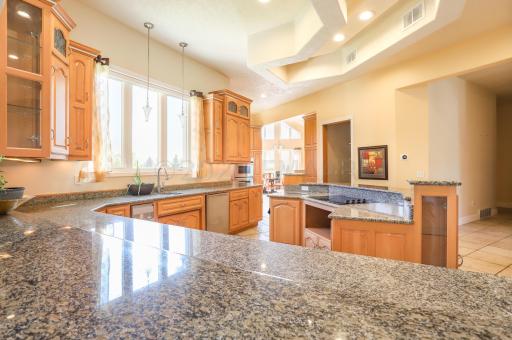 2043 ROSE CREEK Boulevard S, Fargo, ND 58104