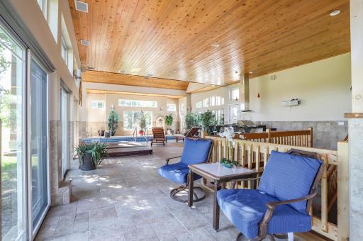 2043 ROSE CREEK Boulevard S, Fargo, ND 58104