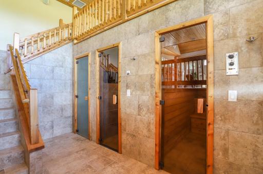 2043 ROSE CREEK Boulevard S, Fargo, ND 58104