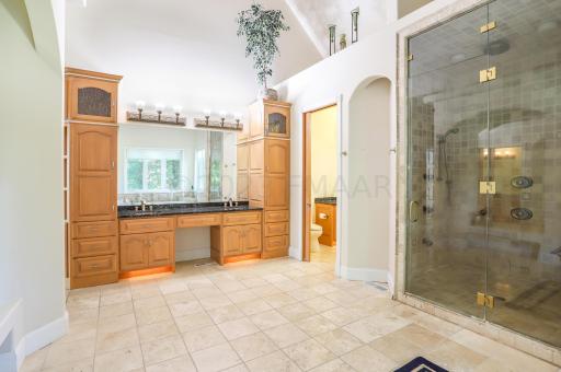 2043 ROSE CREEK Boulevard S, Fargo, ND 58104