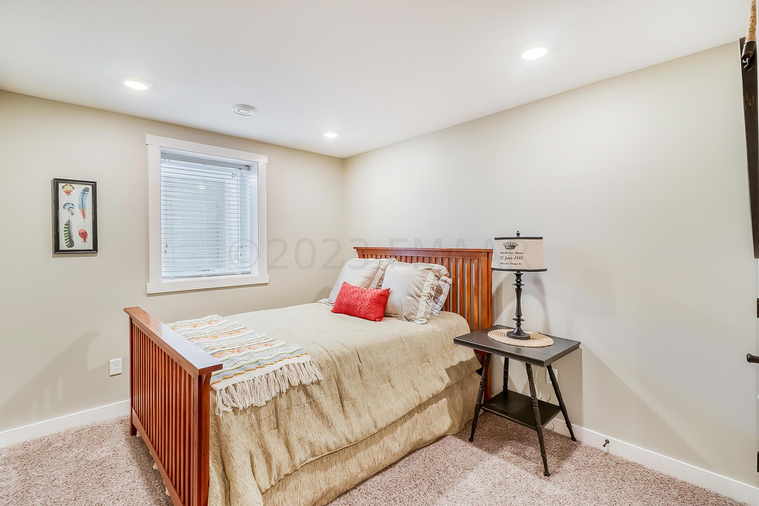 Basement Bedroom1_1