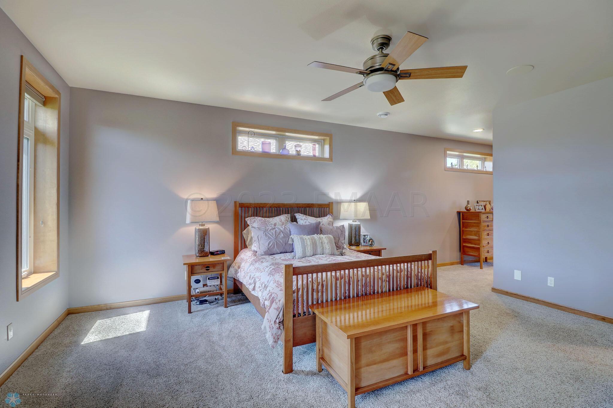 Master Bedroom1_2