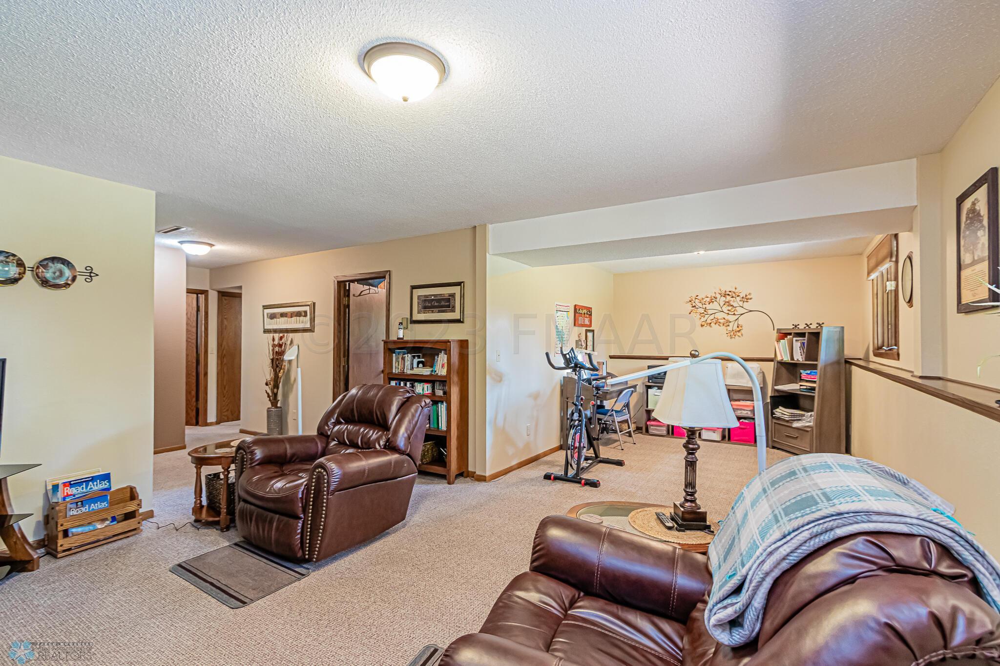 family room 3