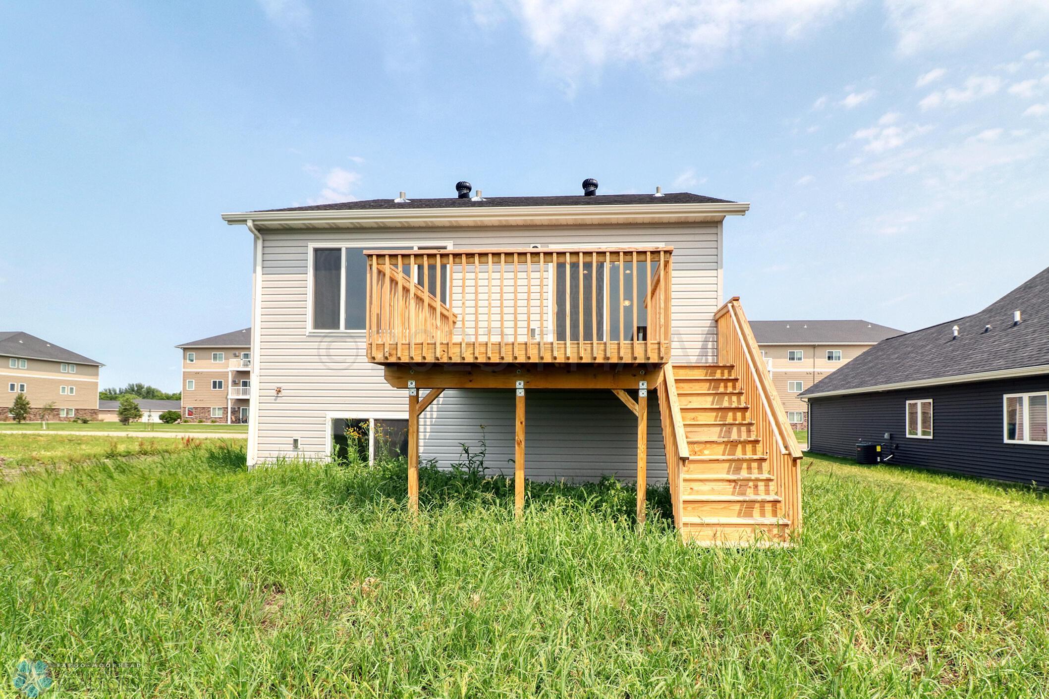Backyard1_1