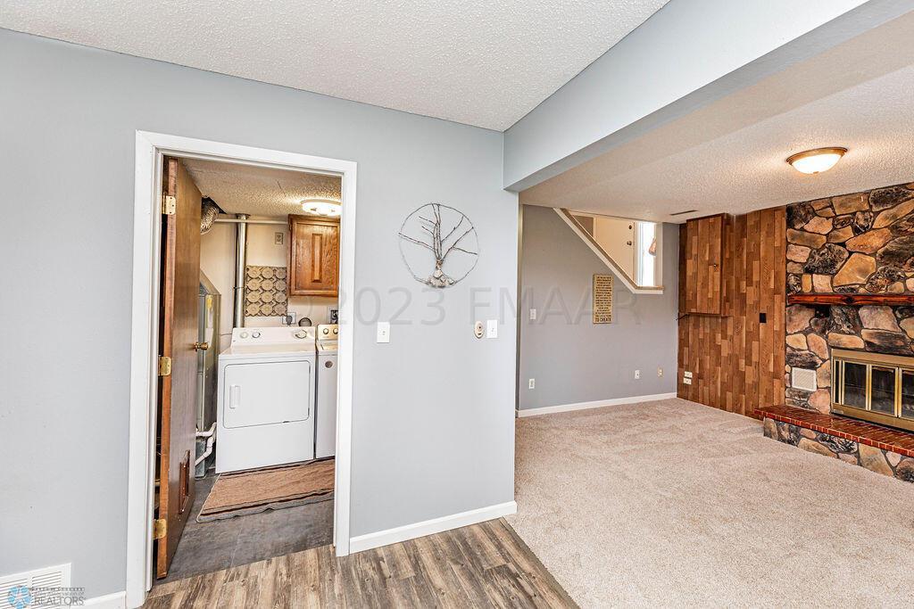 Family Room & Laundry