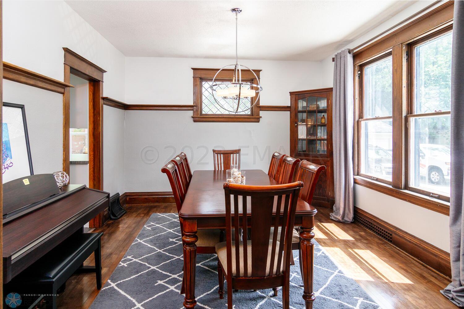 Formal Dining