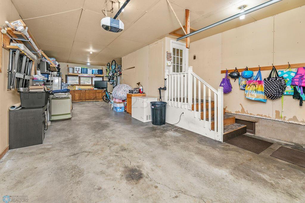 2 stall tandem garage