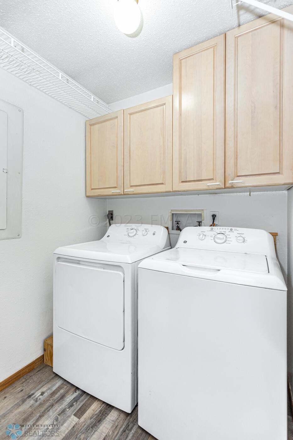 Home-21 (2)