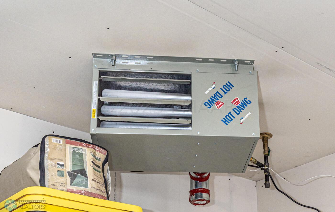 Modin Hot Dawg Garage Heater