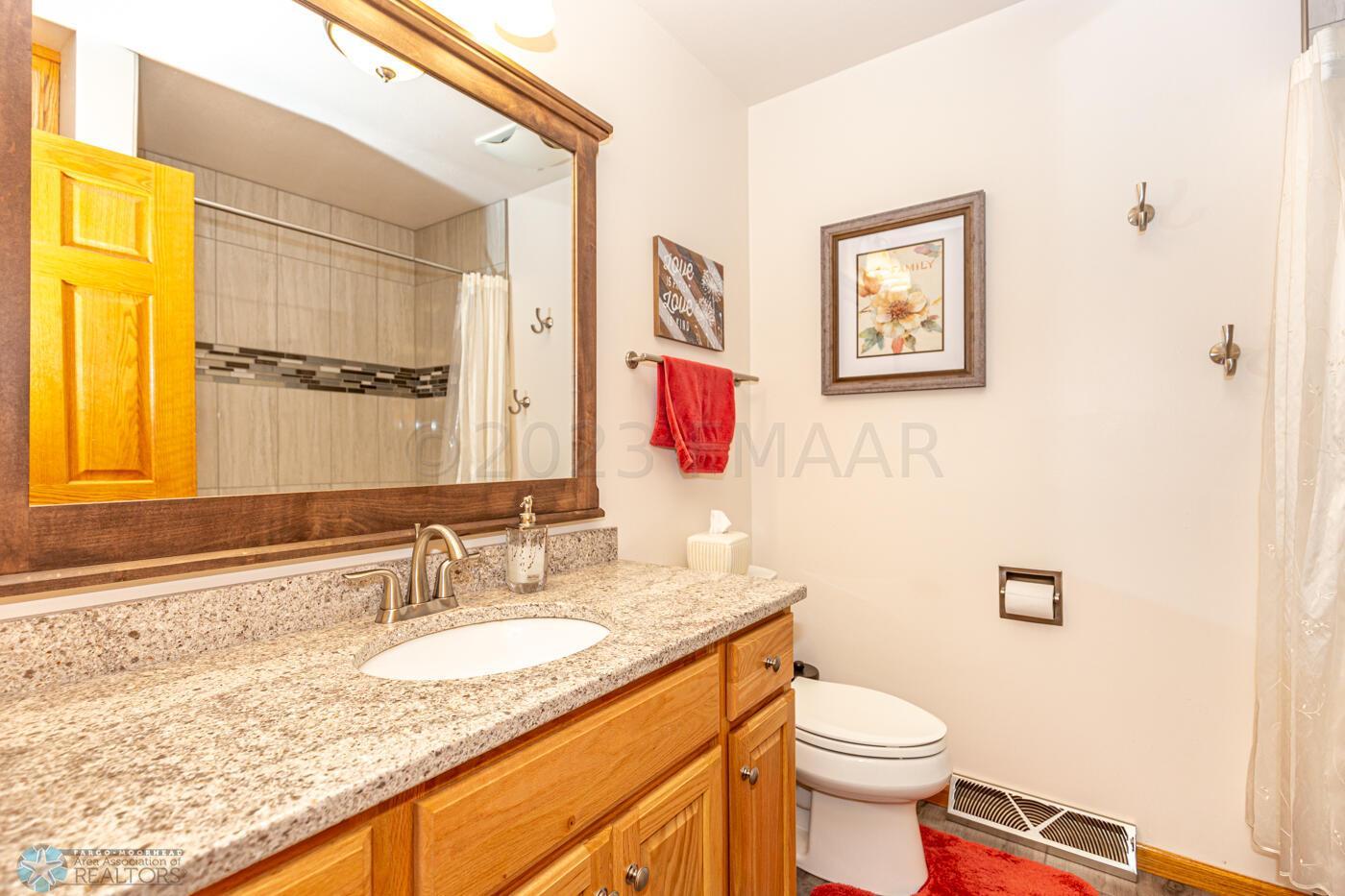 Upstairs Guest Full Bath