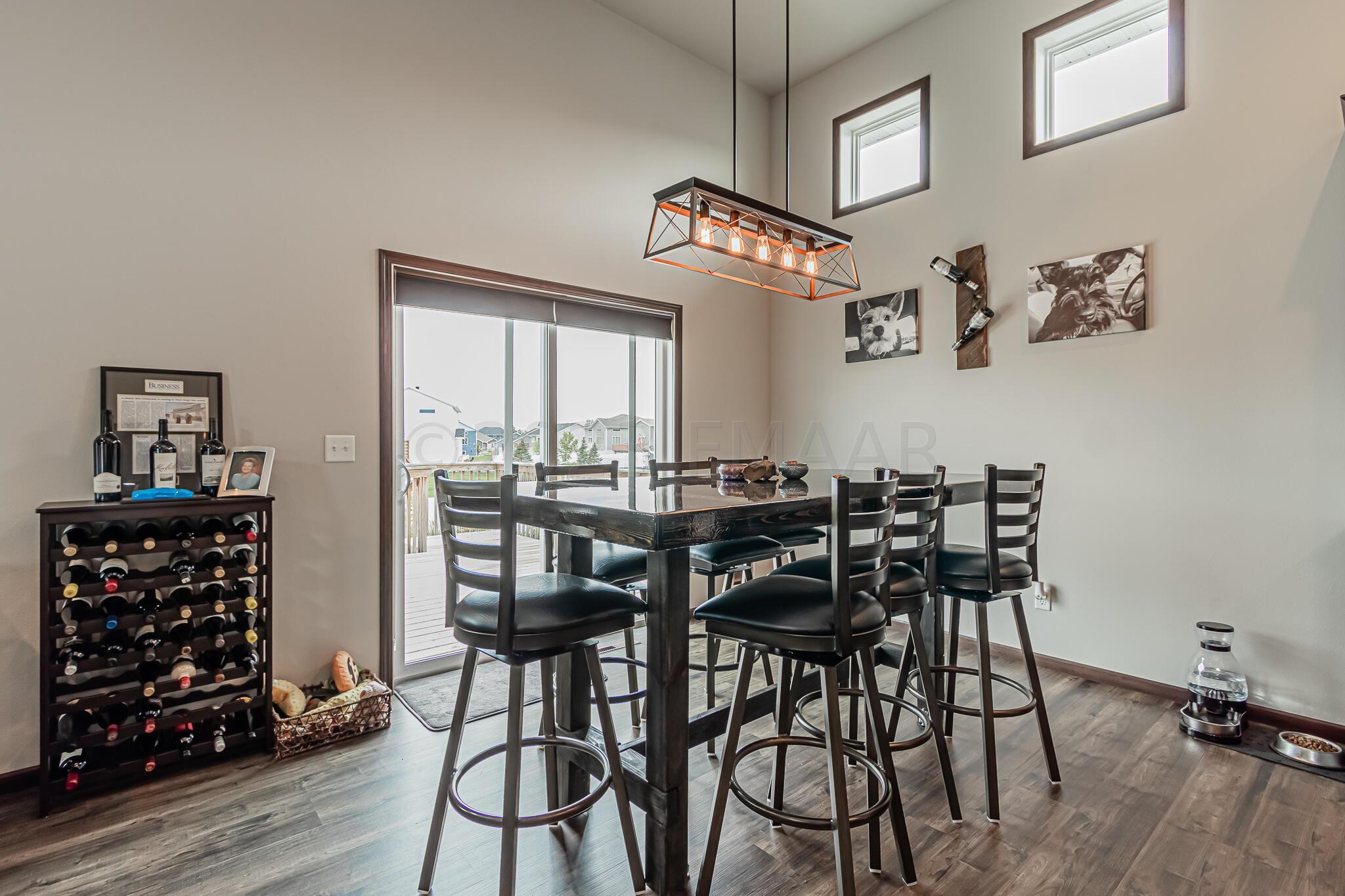 798 Albert Dr W, West Fargo, ND 58078-17