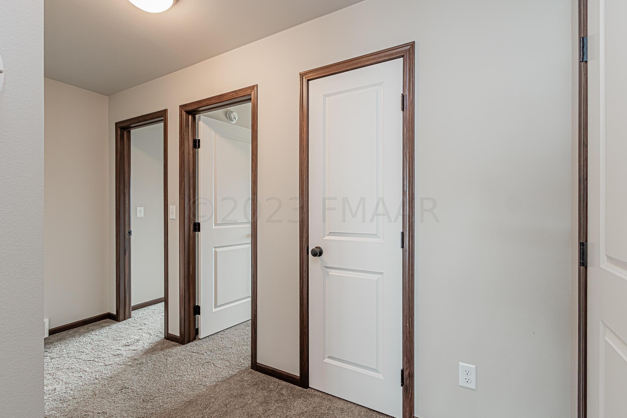 798 Albert Dr W, West Fargo, ND 58078-12