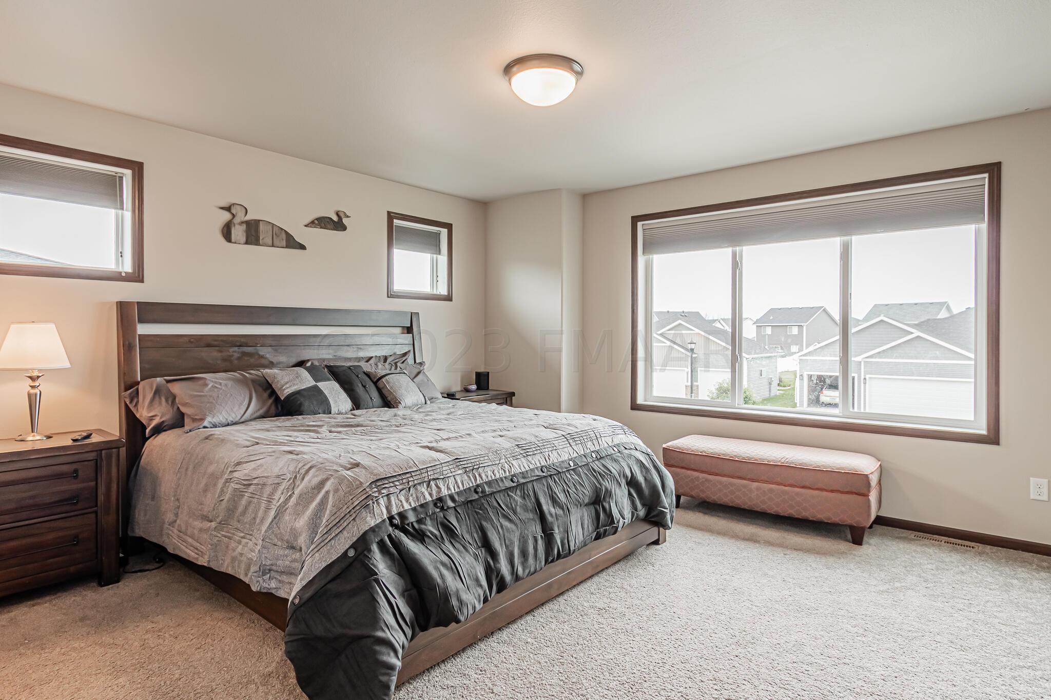 798 Albert Dr W, West Fargo, ND 58078-02
