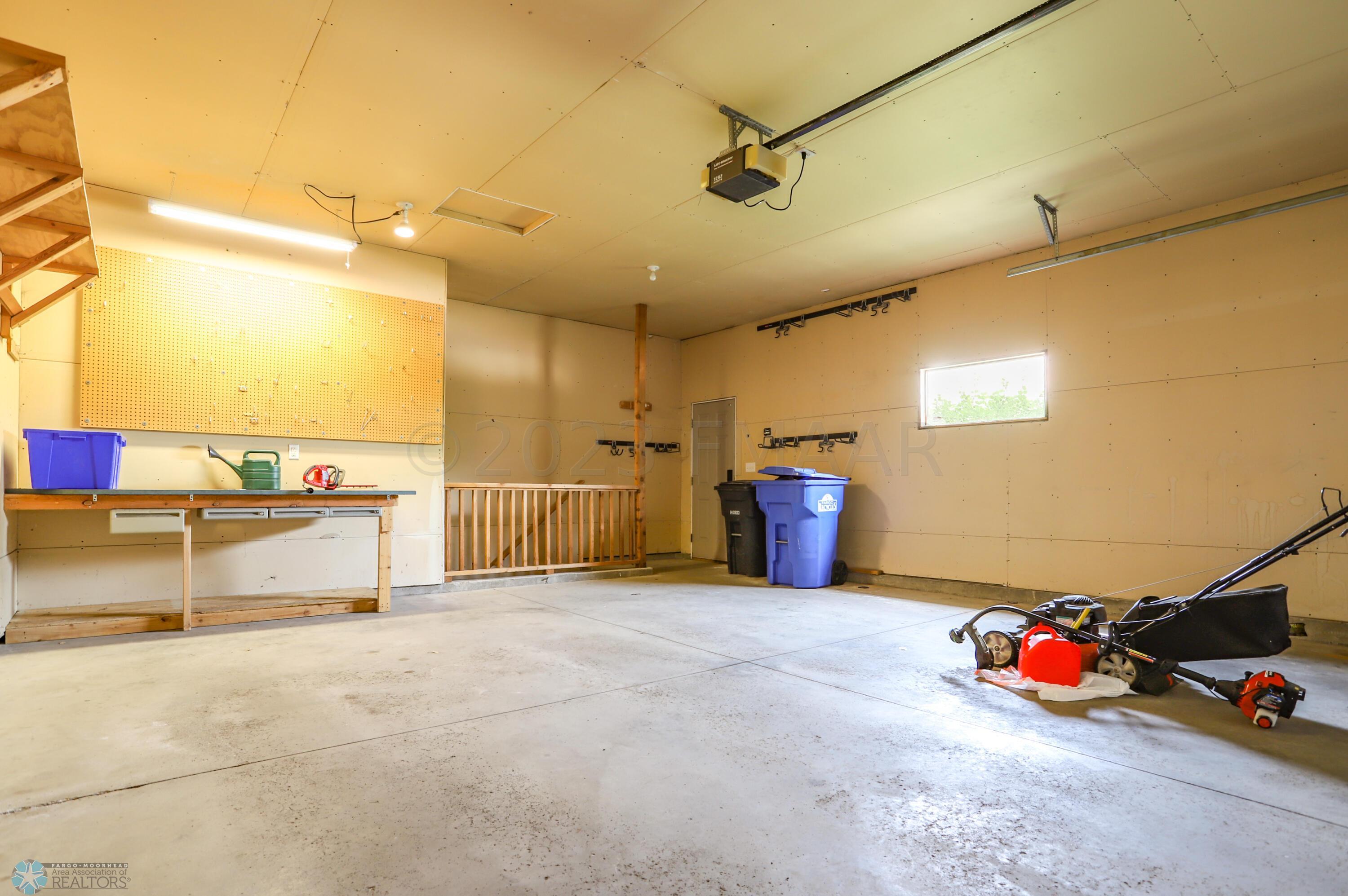 garage