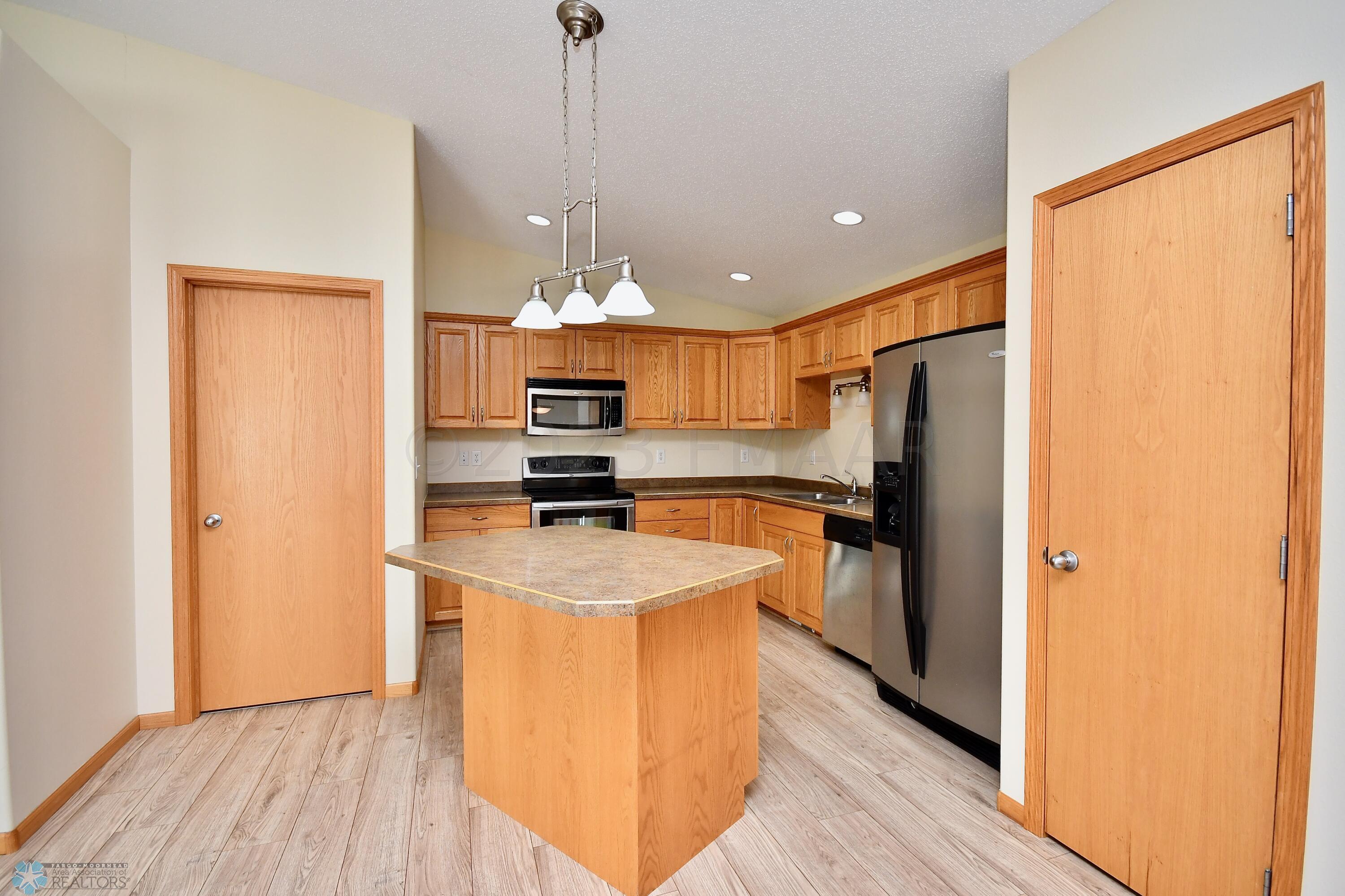 3634 Harrison St S Fargo