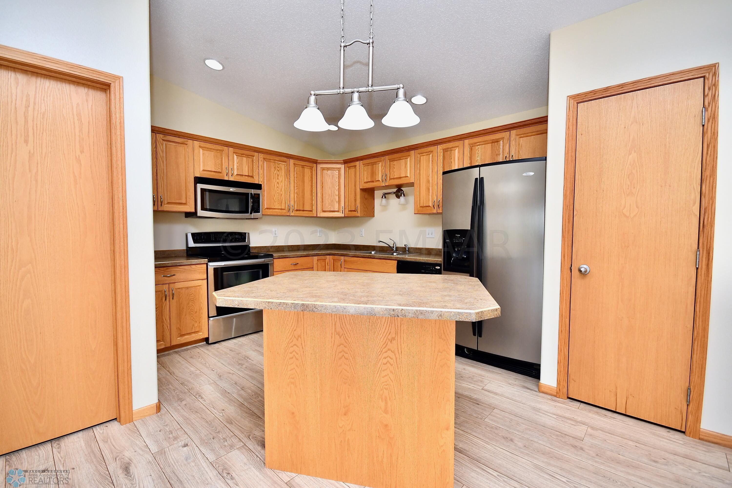 3634 Harrison St S Fargo