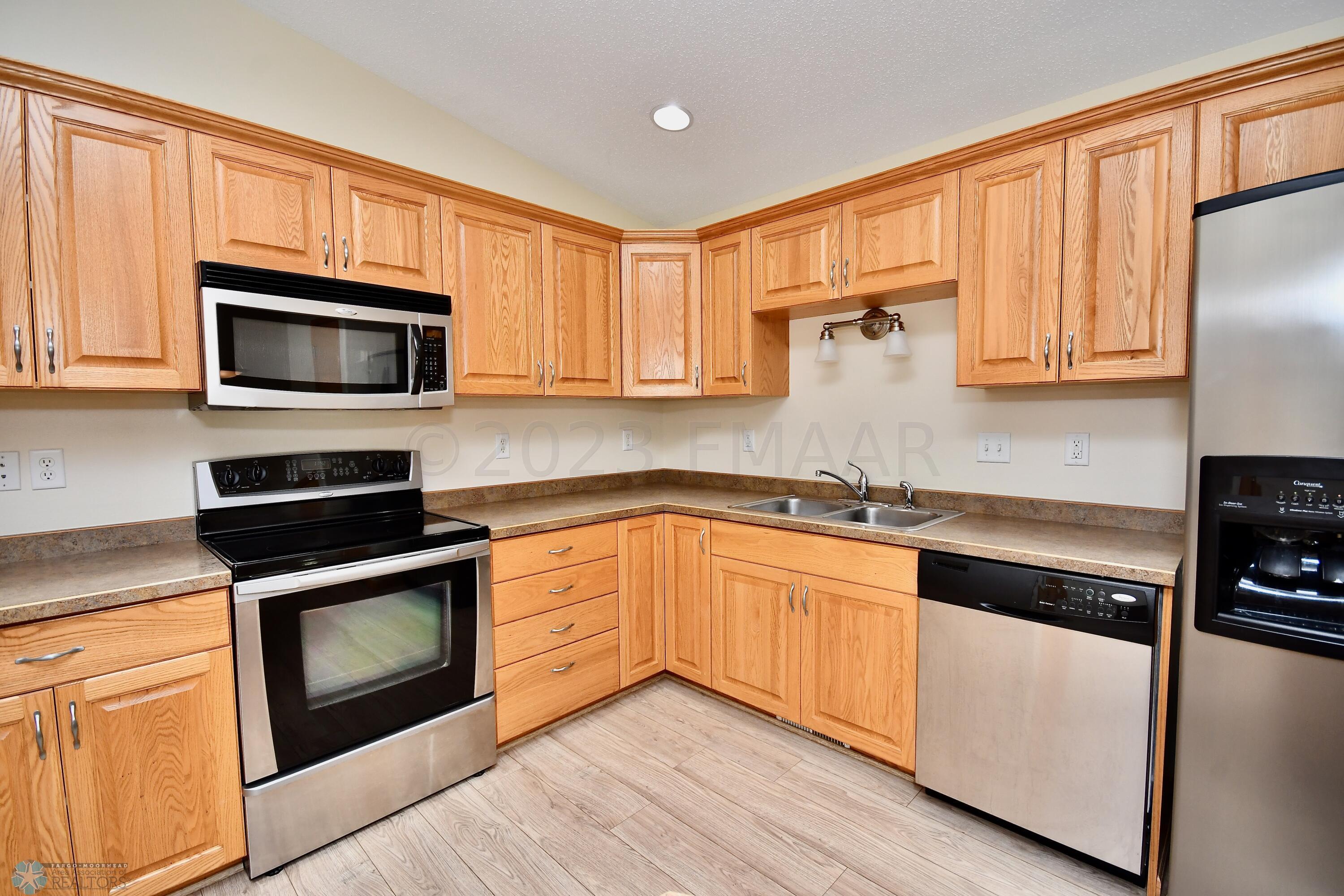 3634 Harrison St S Fargo