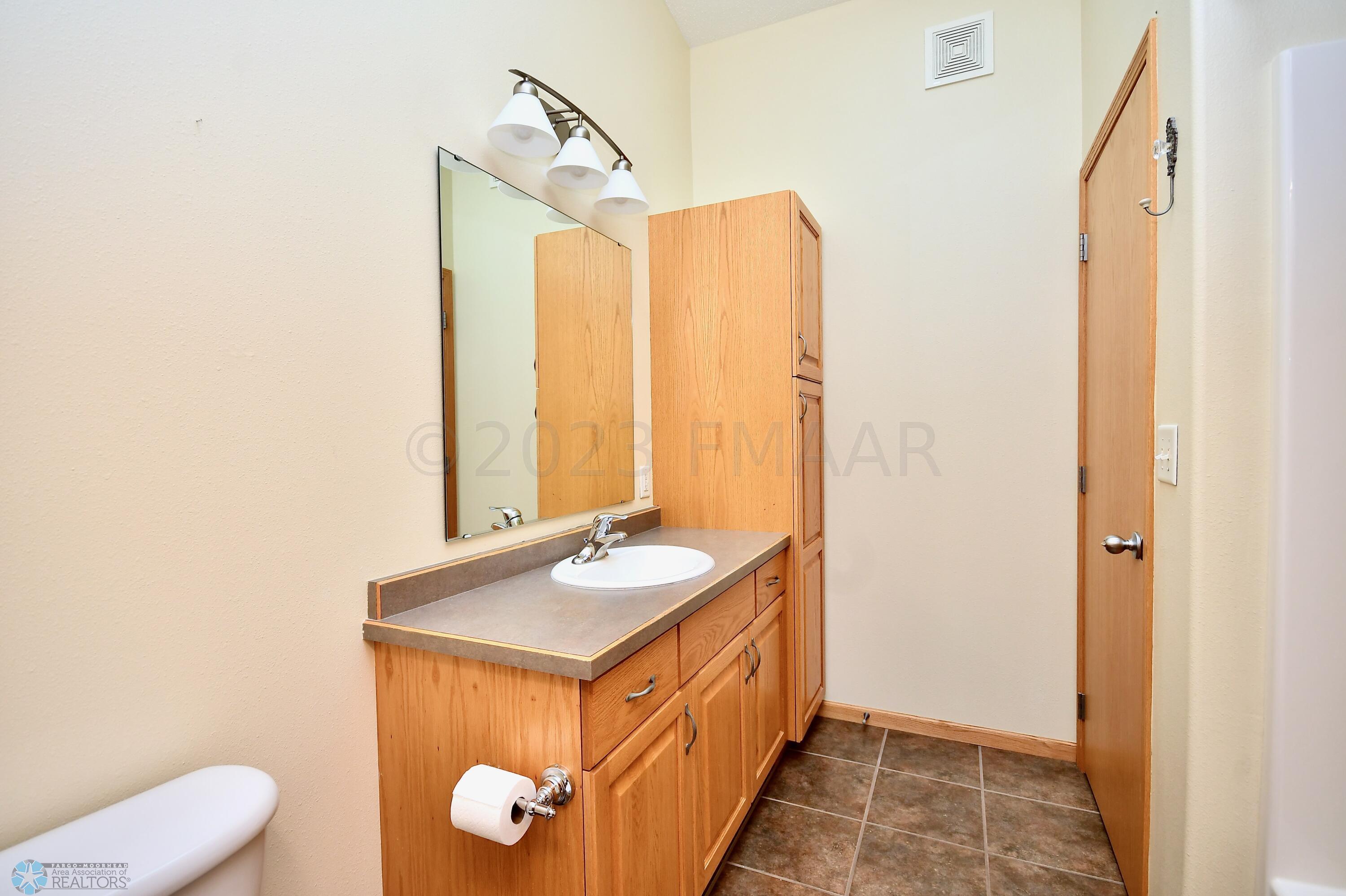3634 Harrison St S Fargo