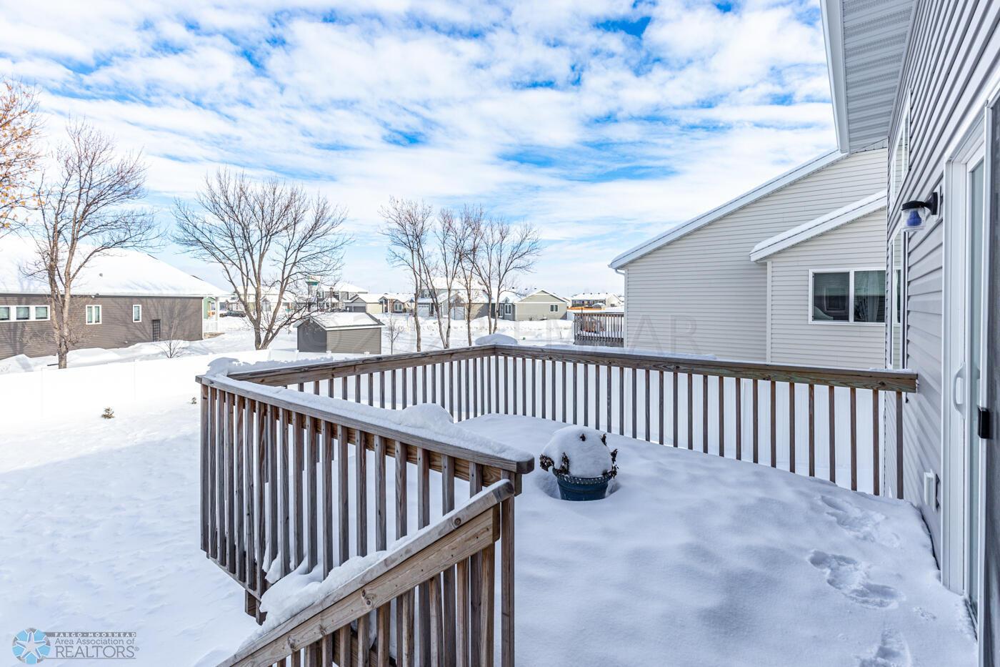 (26) Back Deck