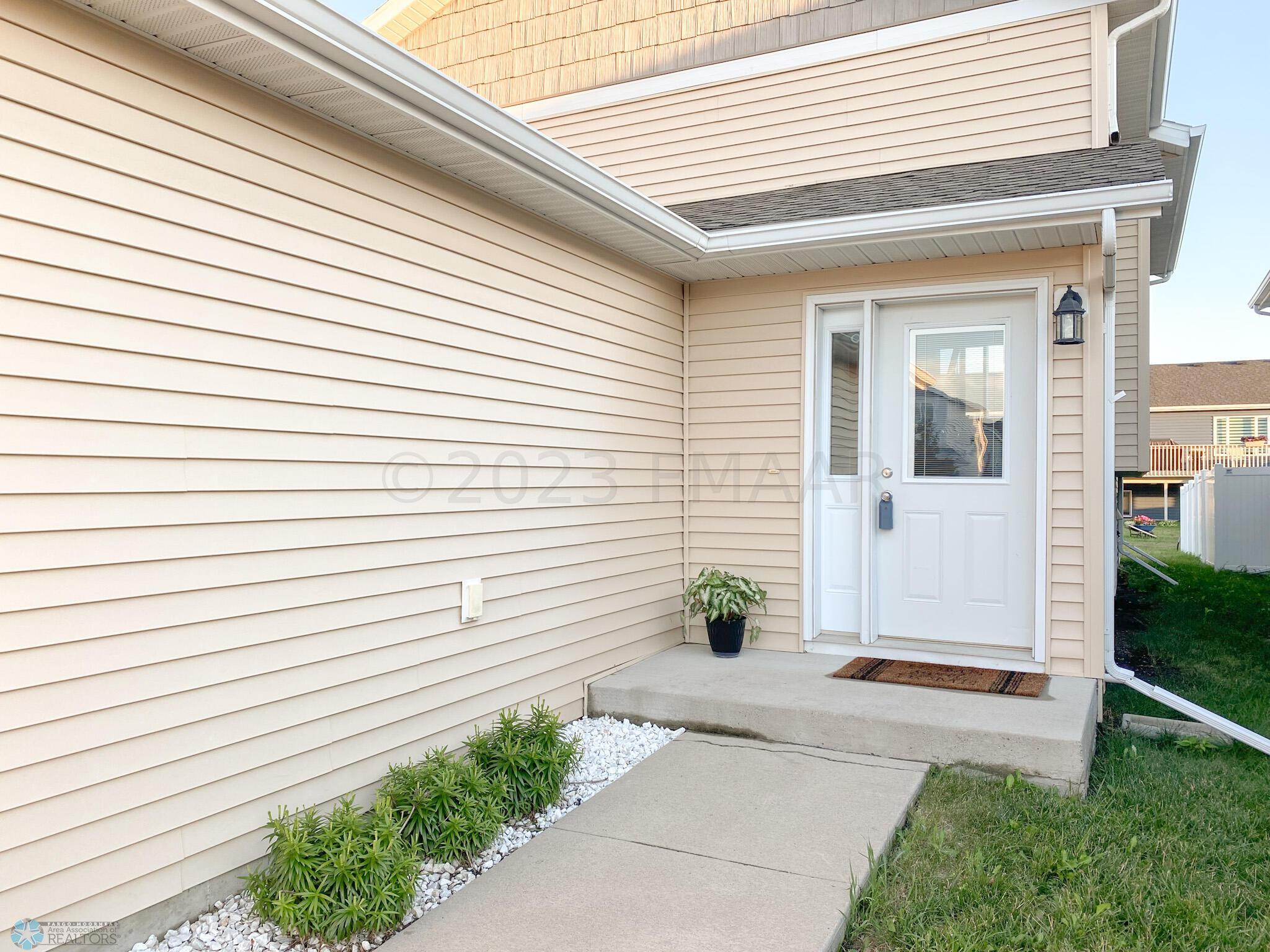 FRONT ENTRY