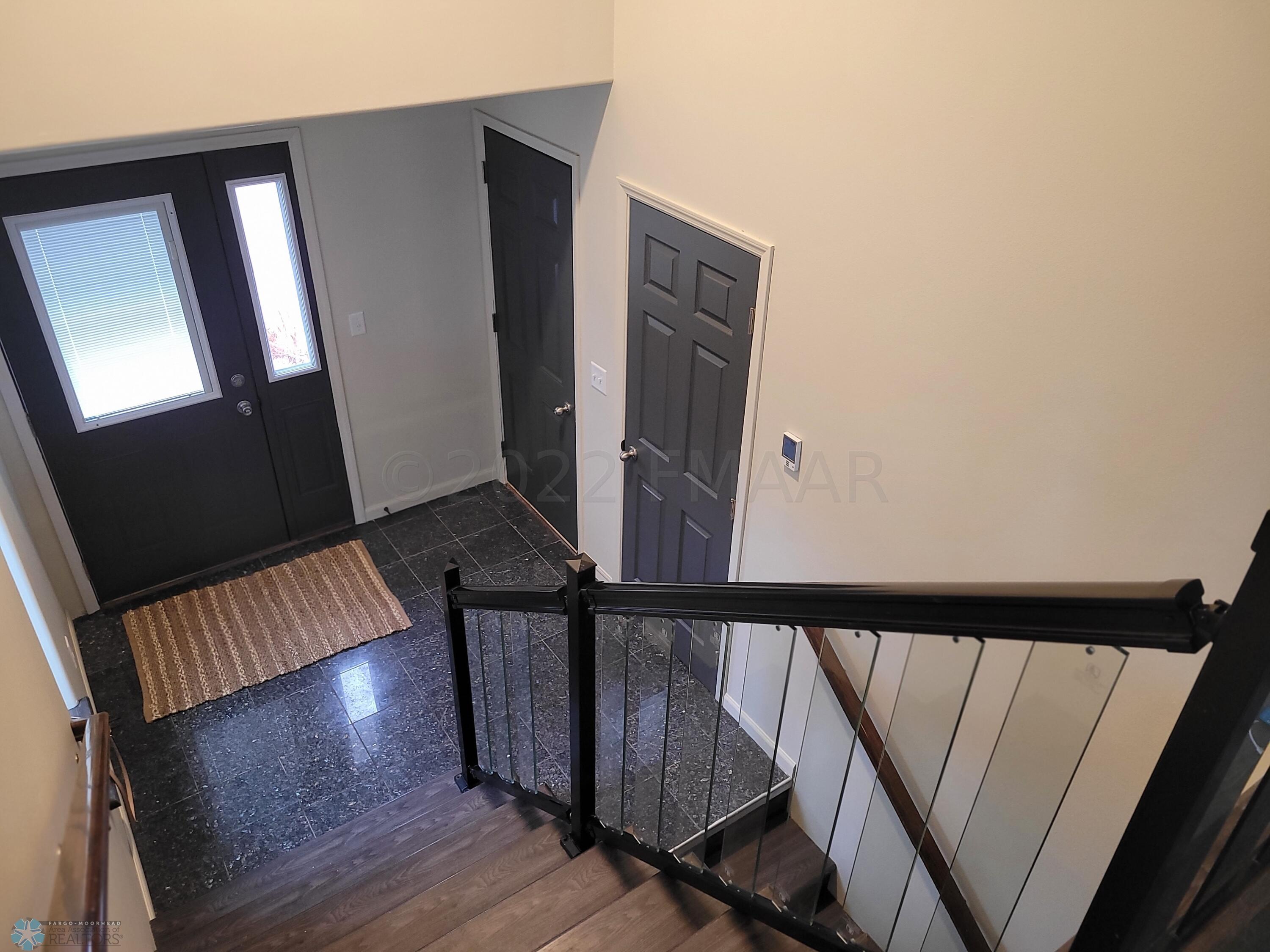FRONT ENTRY FOYER