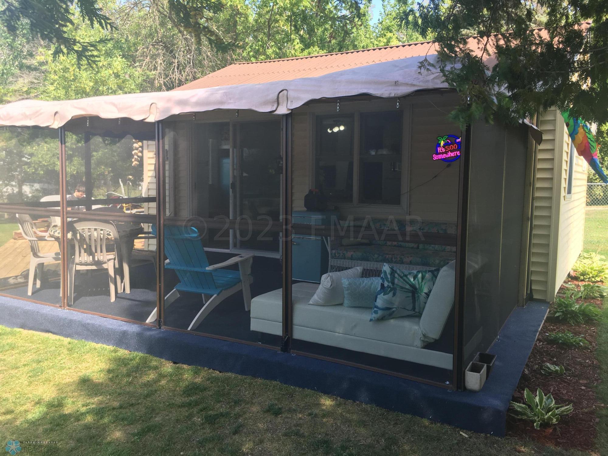 12 Screen Porch