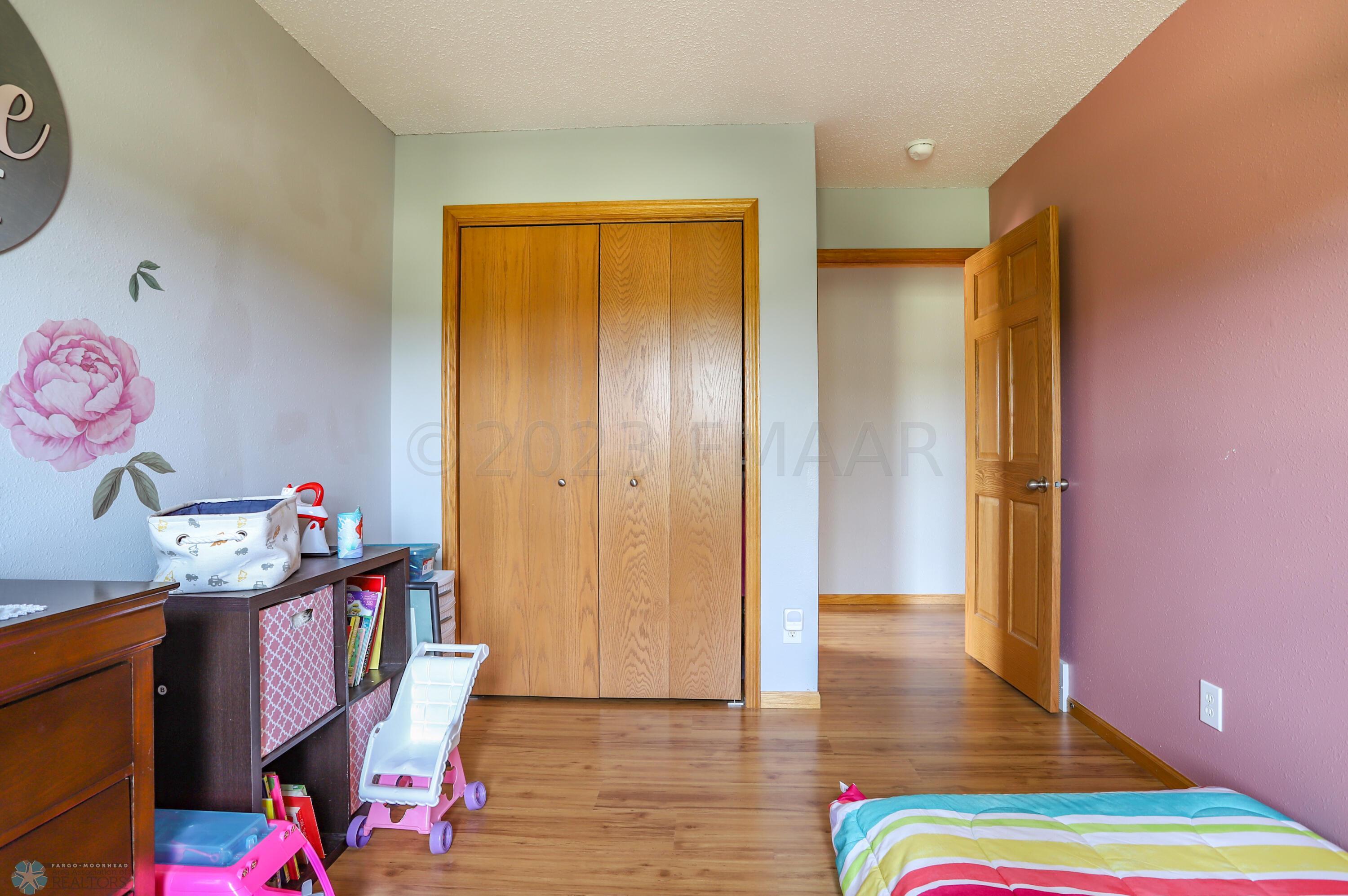 Bedroom #2 (view 2)