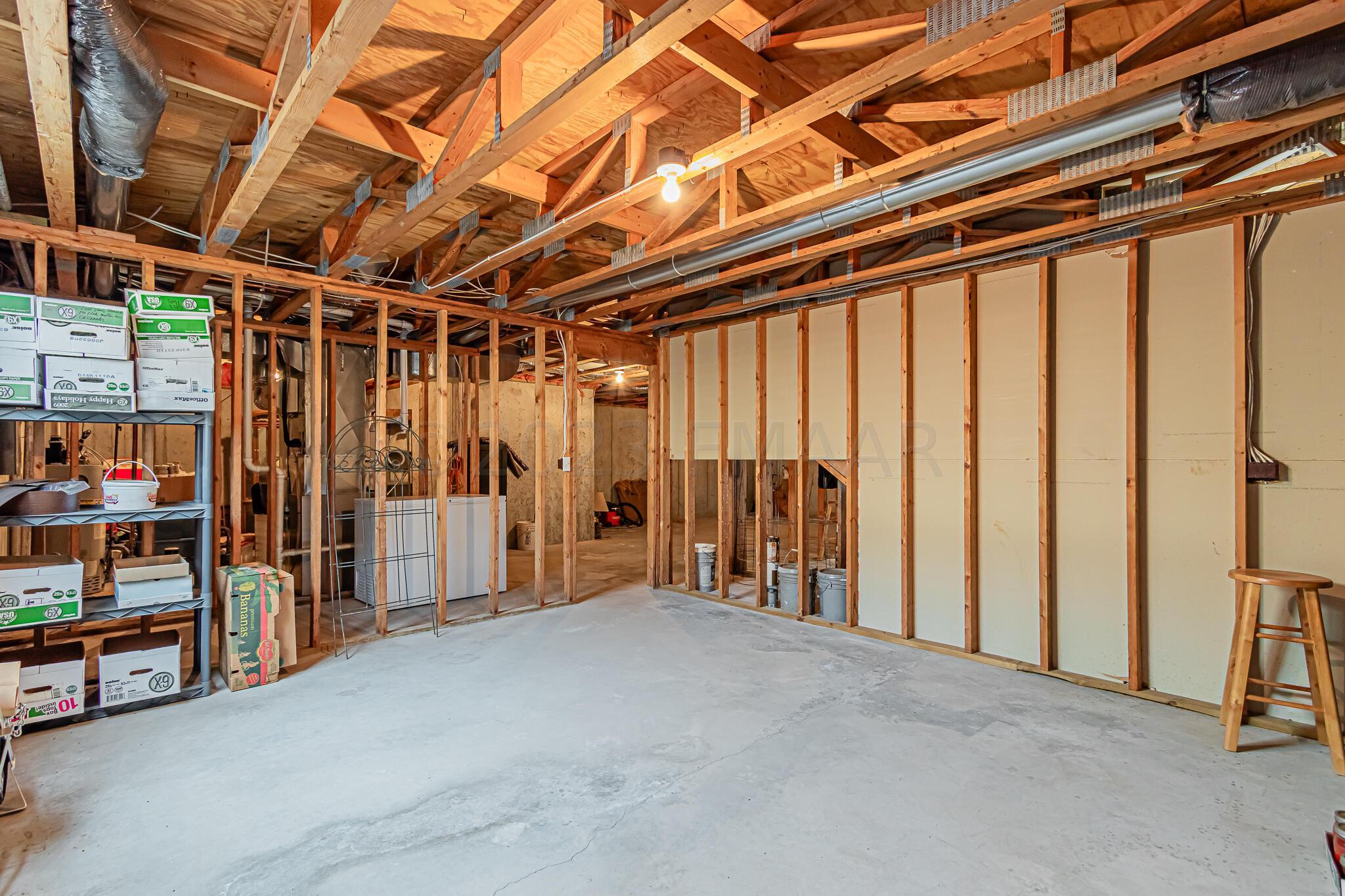 1146 Eagle Park Dr S, Fargo, ND 58104-02