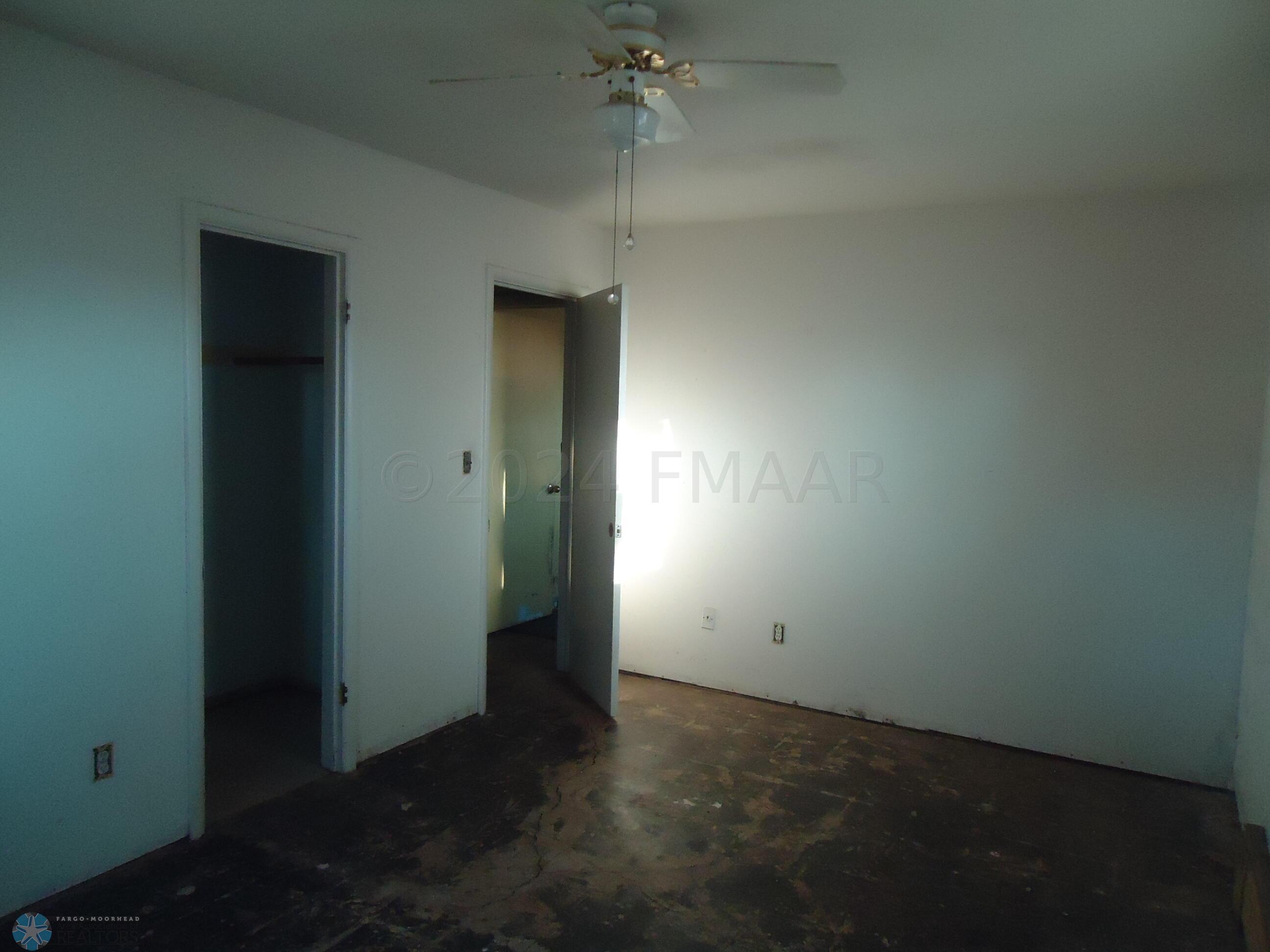 lower bedroom 2