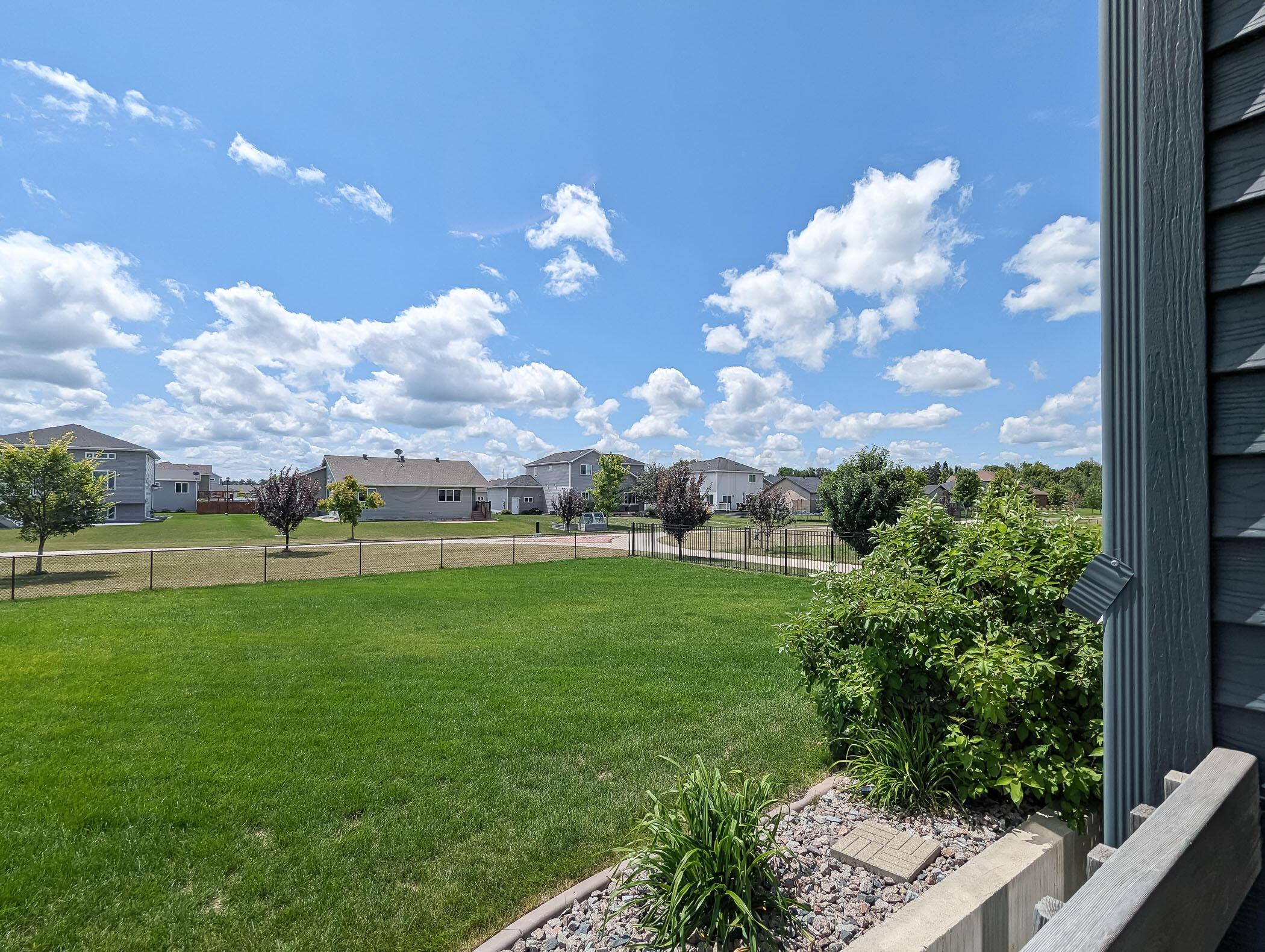 L2P126-180136100