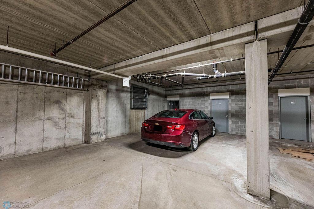 Garage Stall
