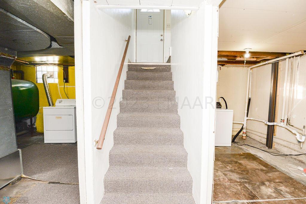 Lower Landing