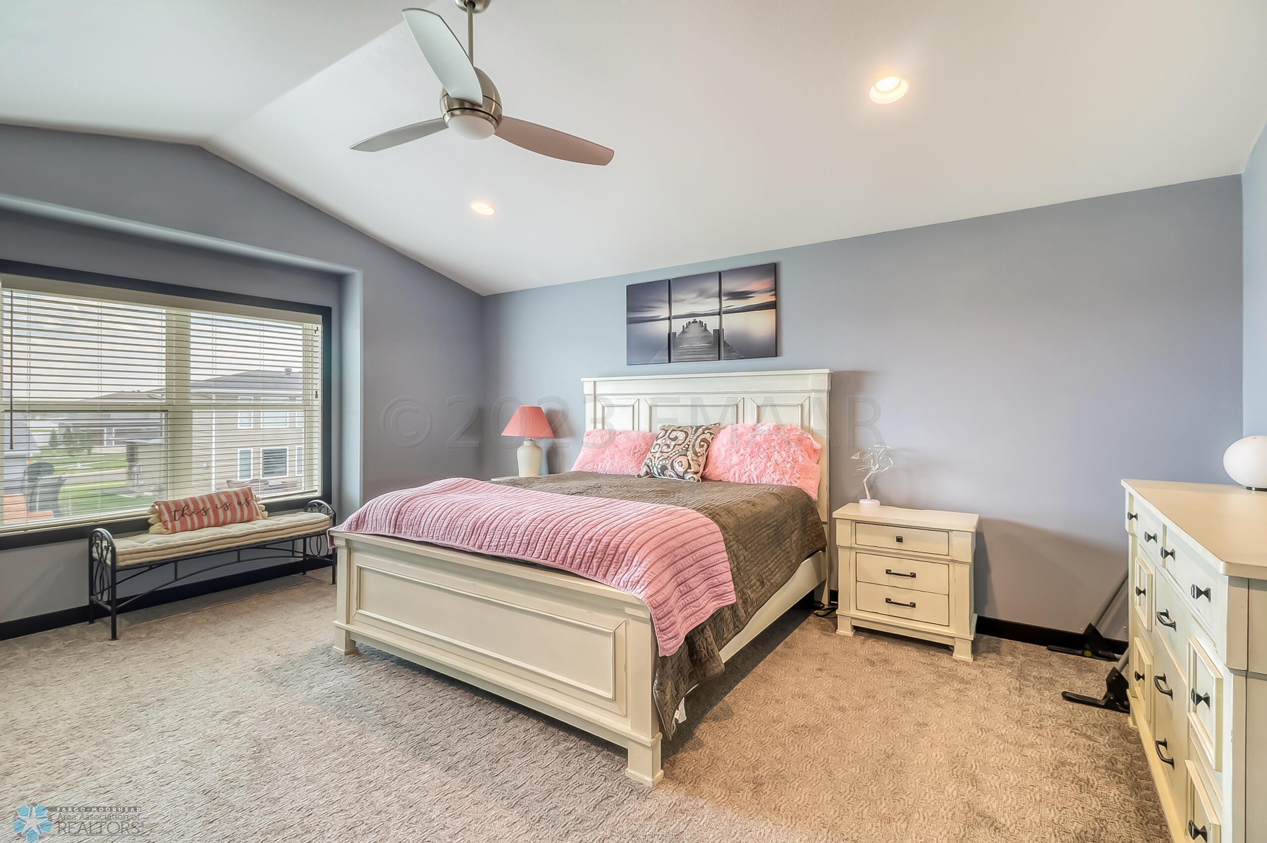 Primary Bedroom1_1