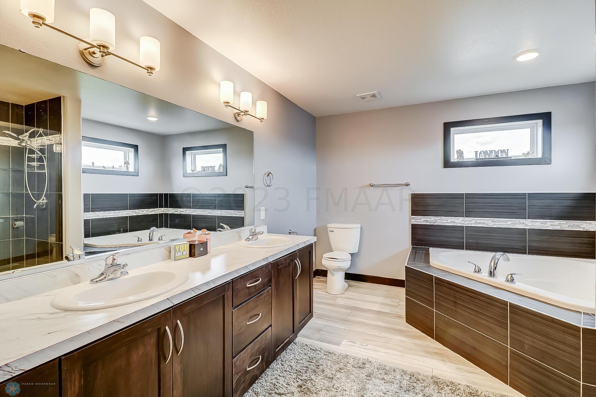 Primary Bathroom1_0