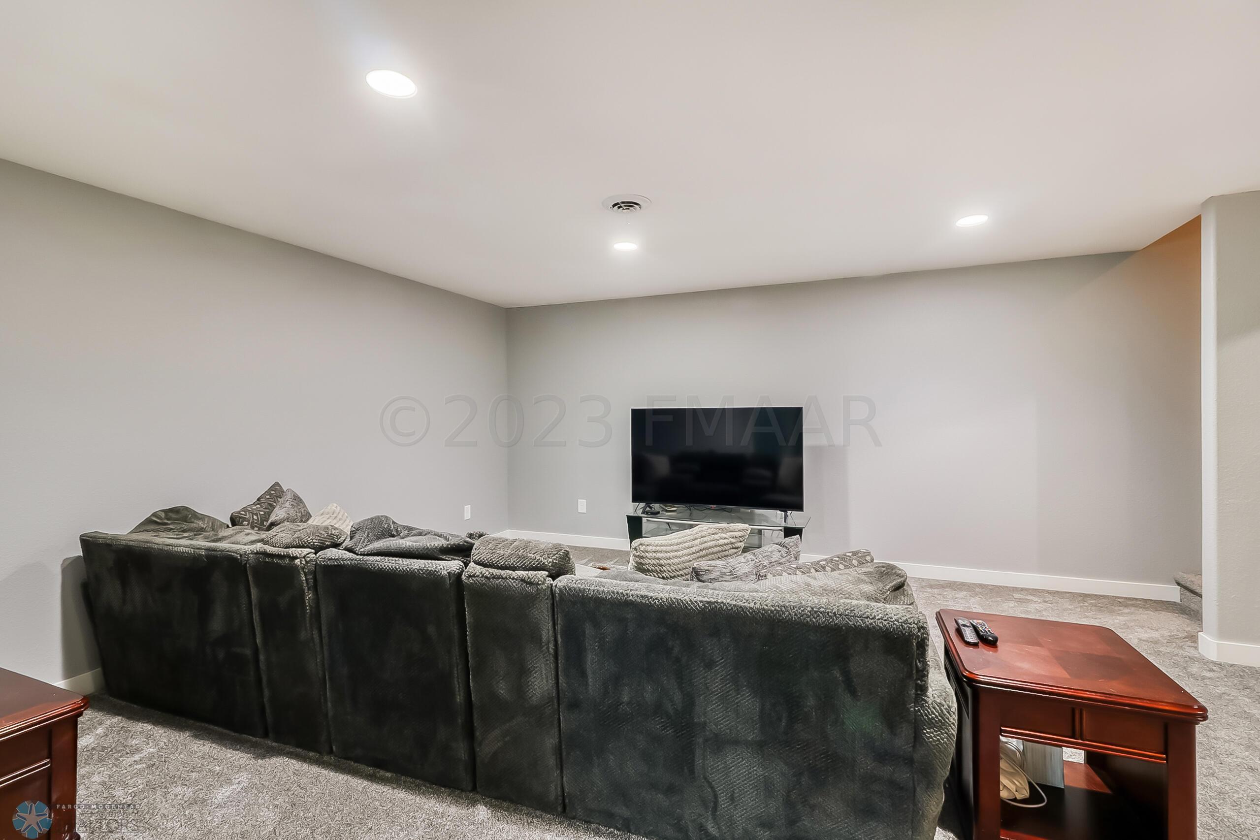Basement1_3