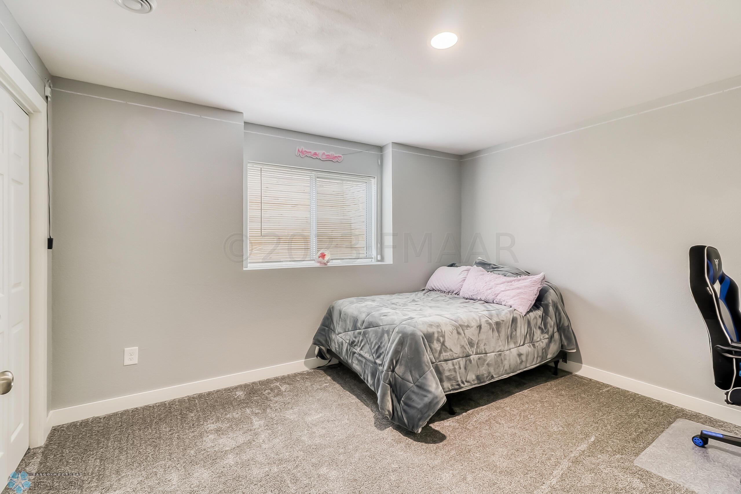 Basement Bedroom1_1