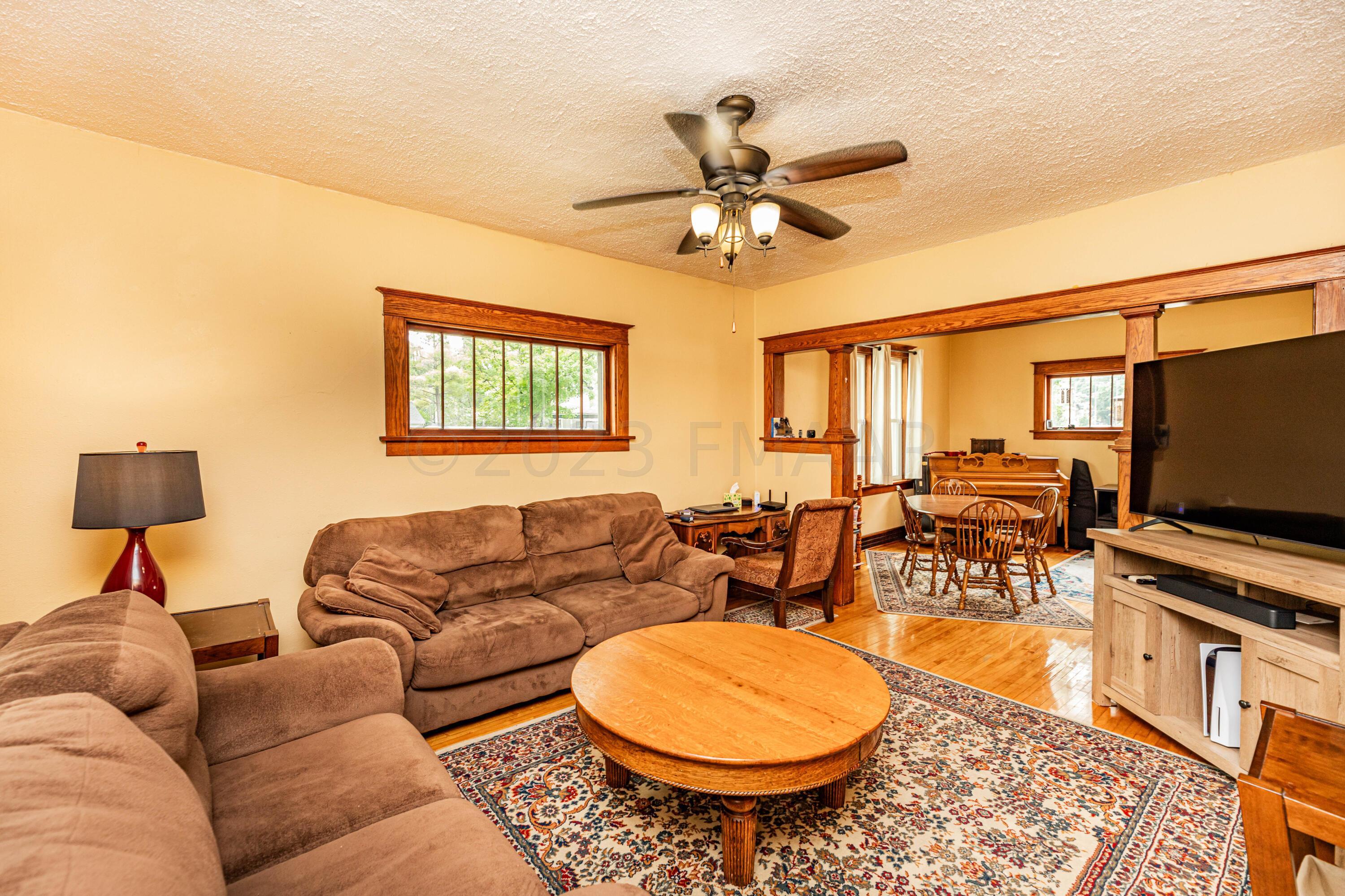 Living room 1