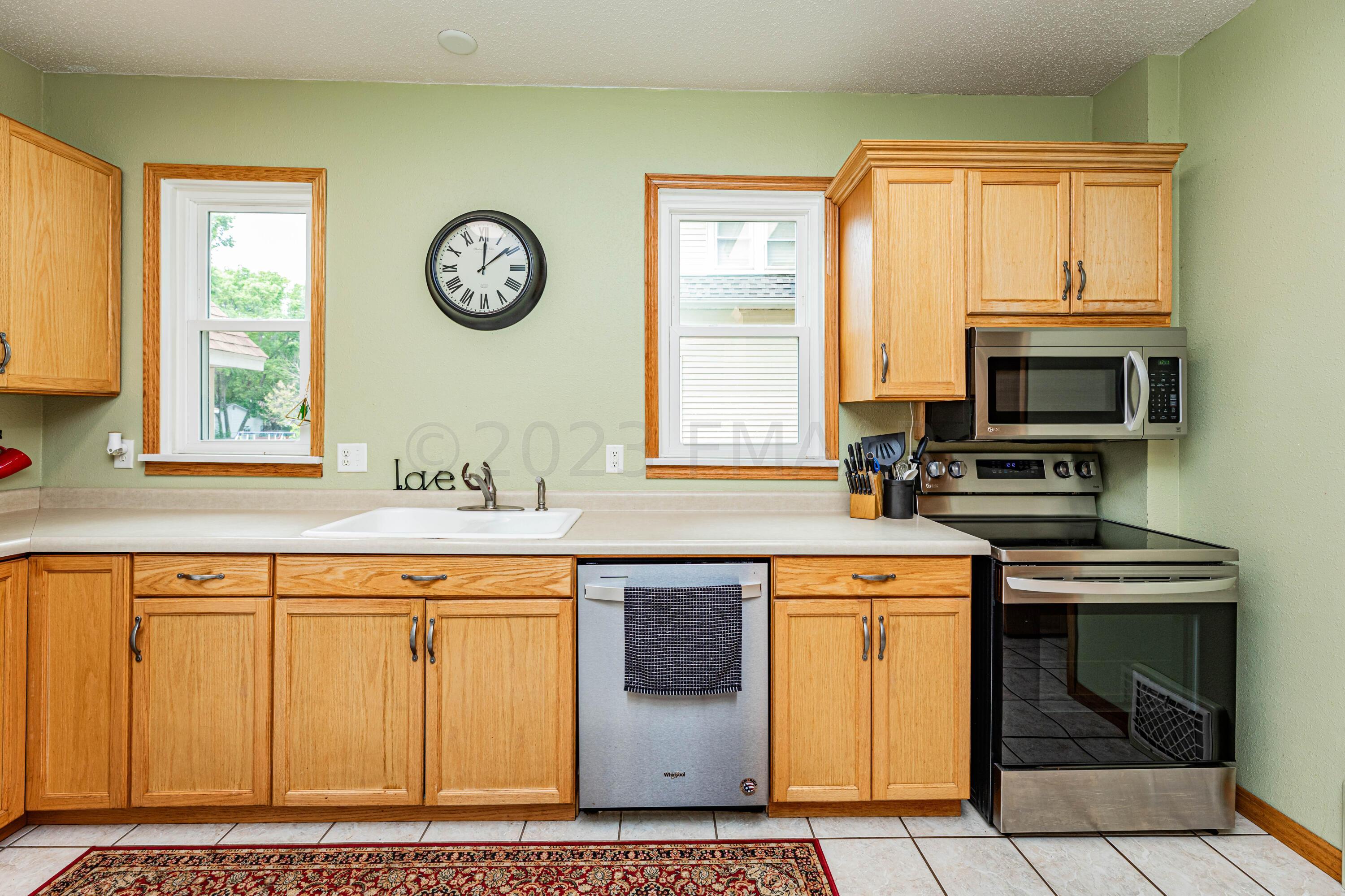 Kitchen 1