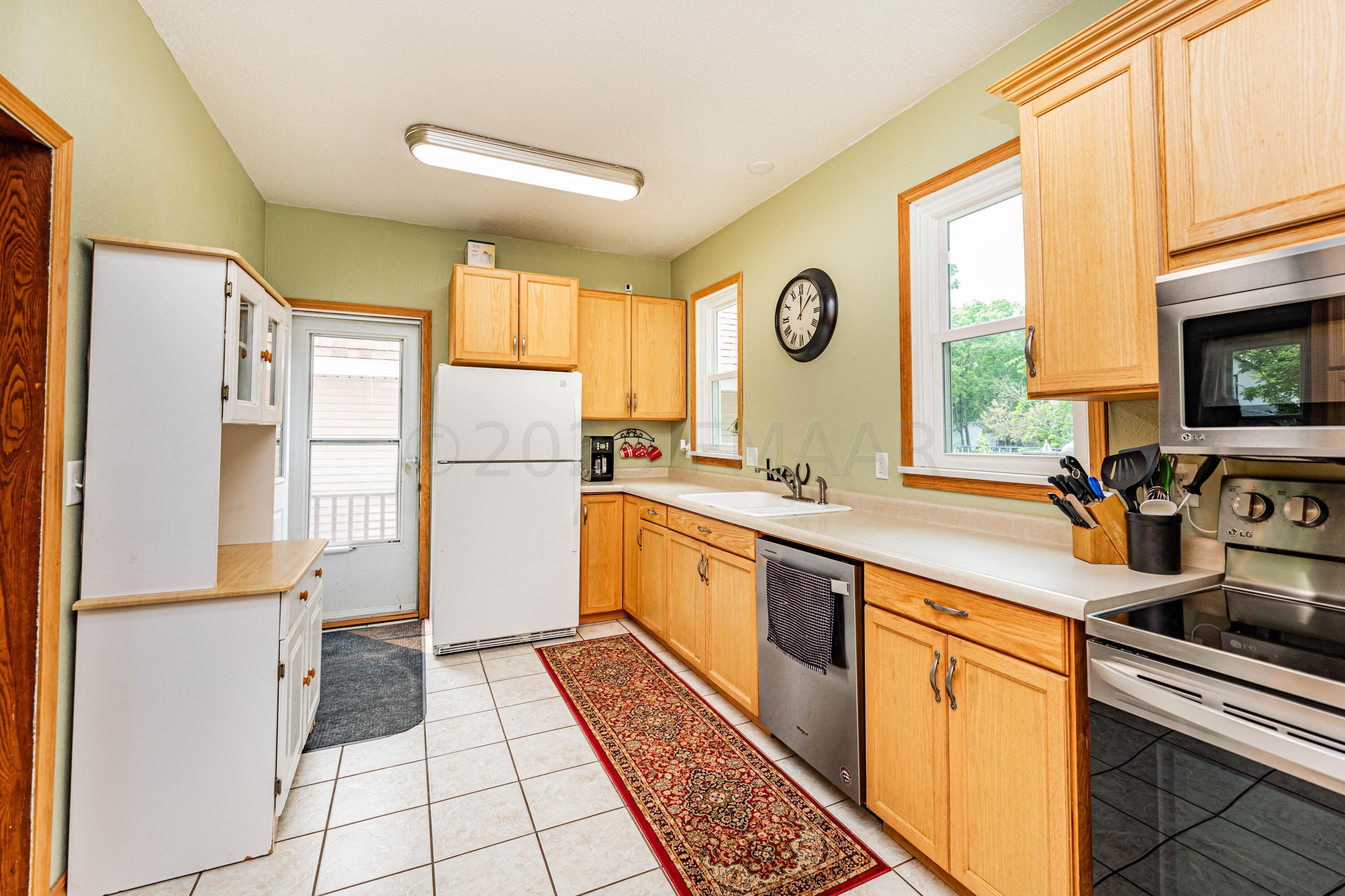 Kitchen 2