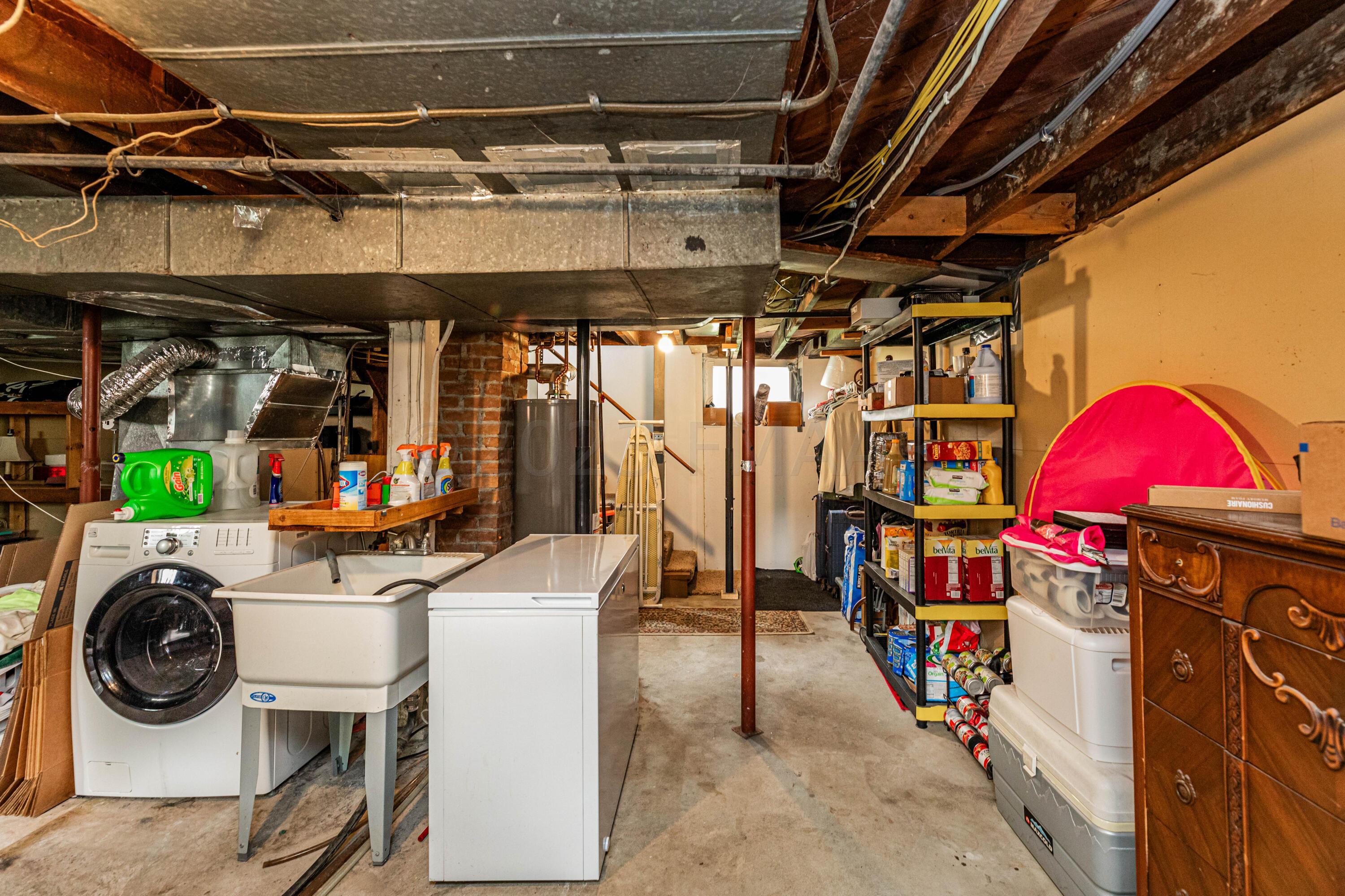 Basement Laundry 1