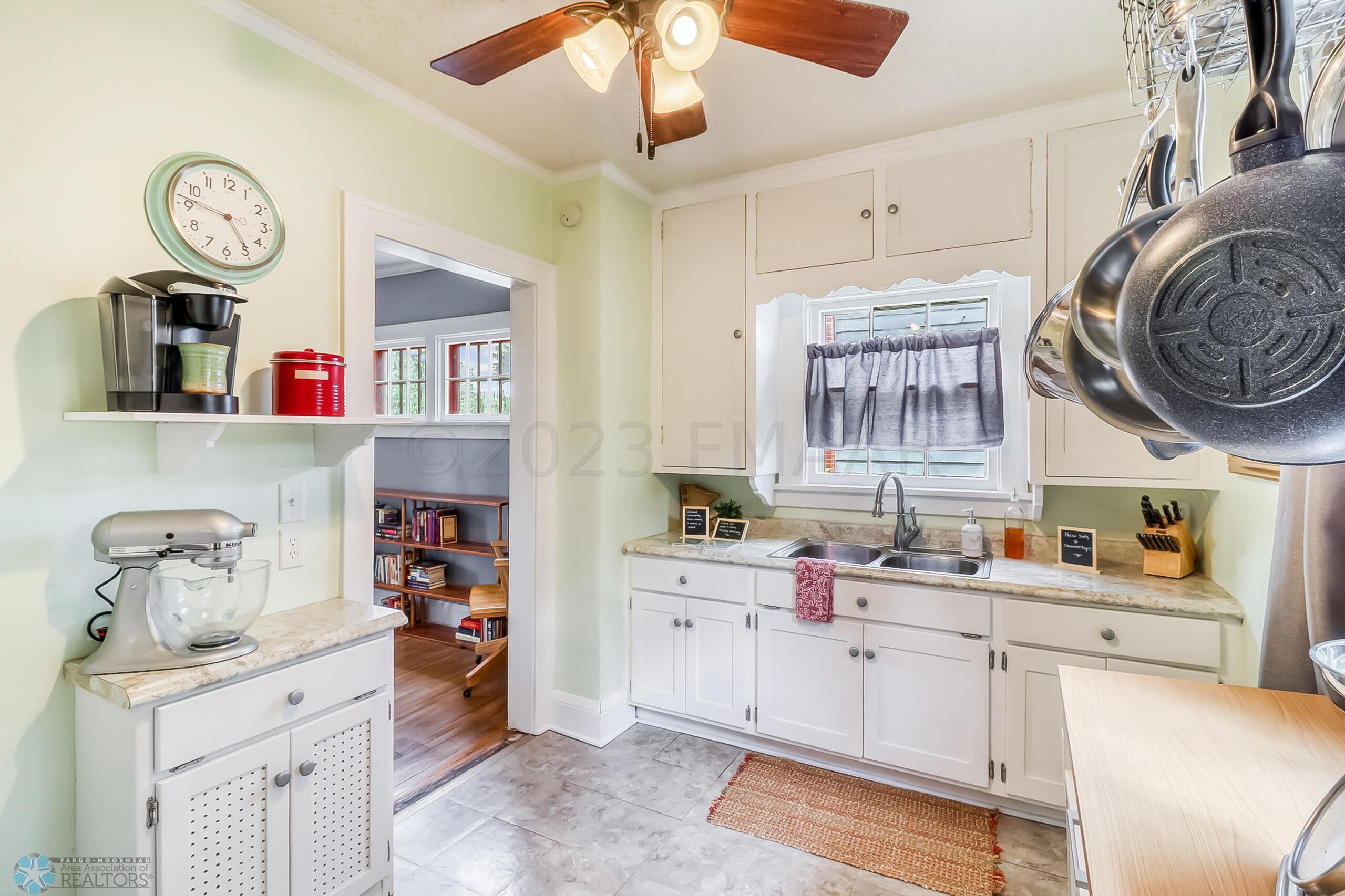 Kitchen1_1