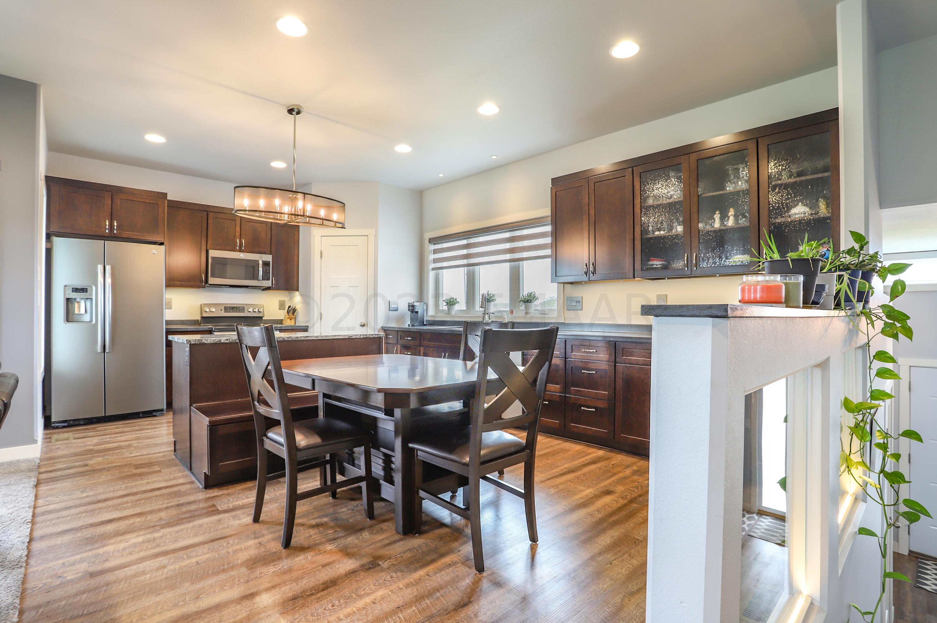 Kitchen/Dining