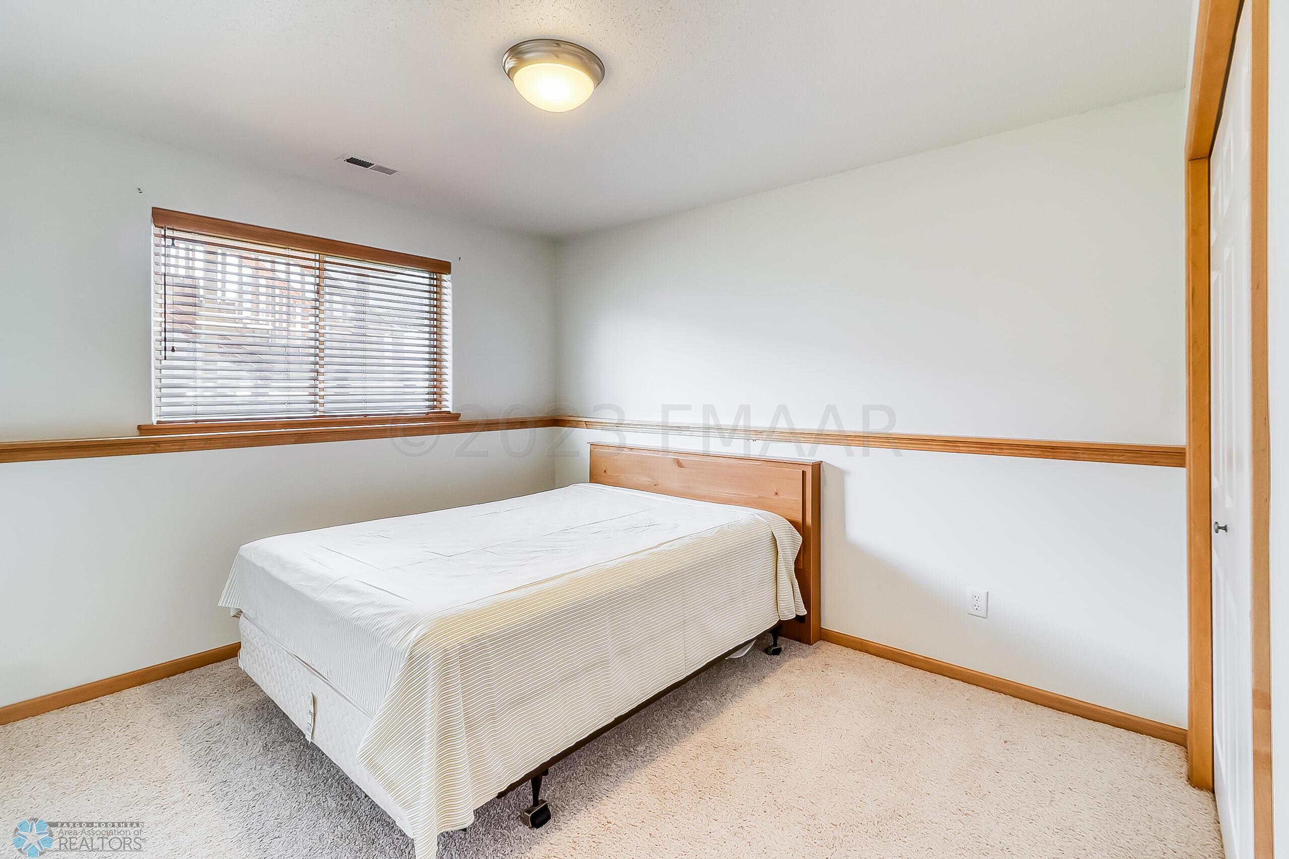 h. Basement Bedroom2_1