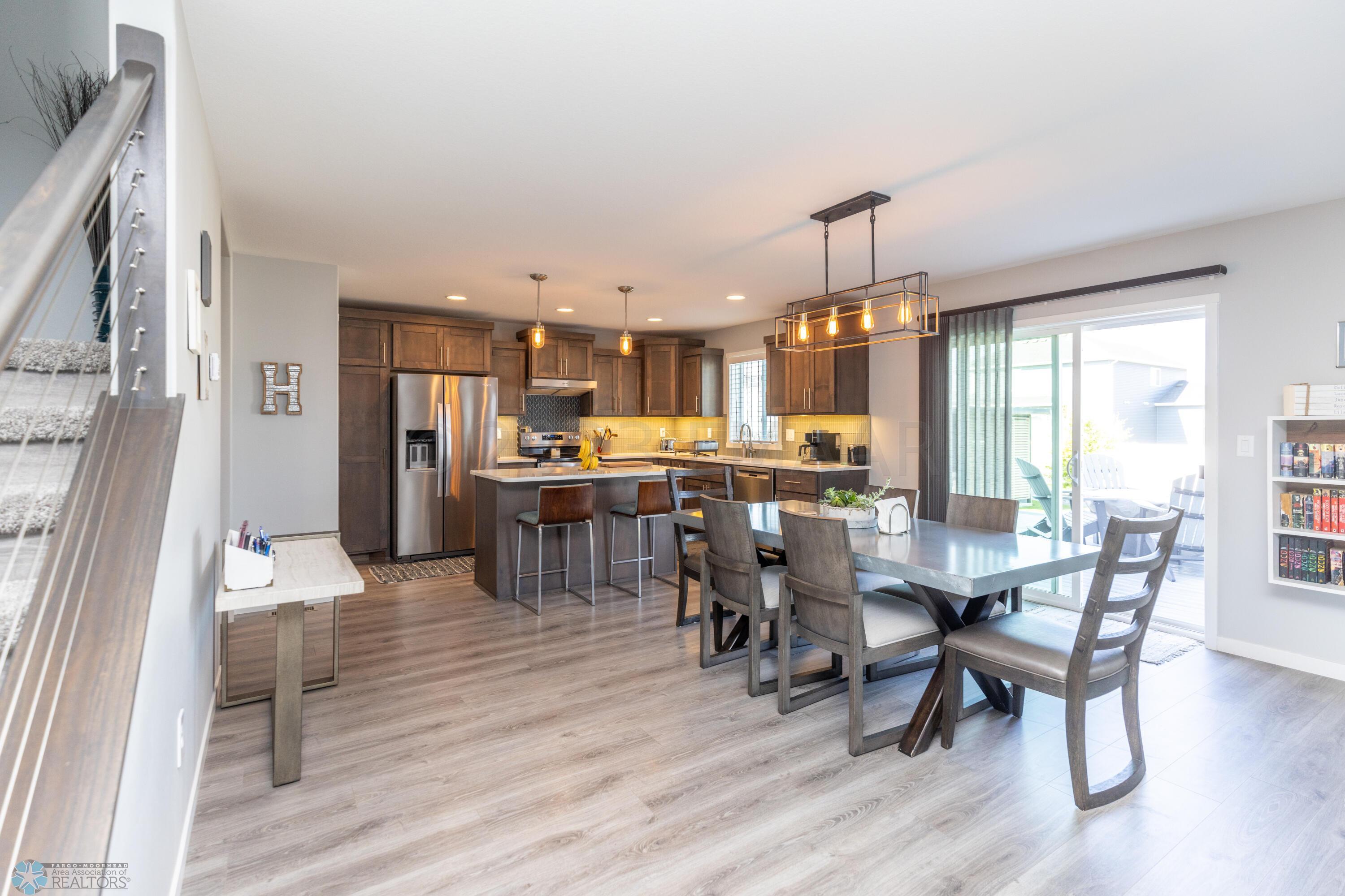 Dining/Kitchen