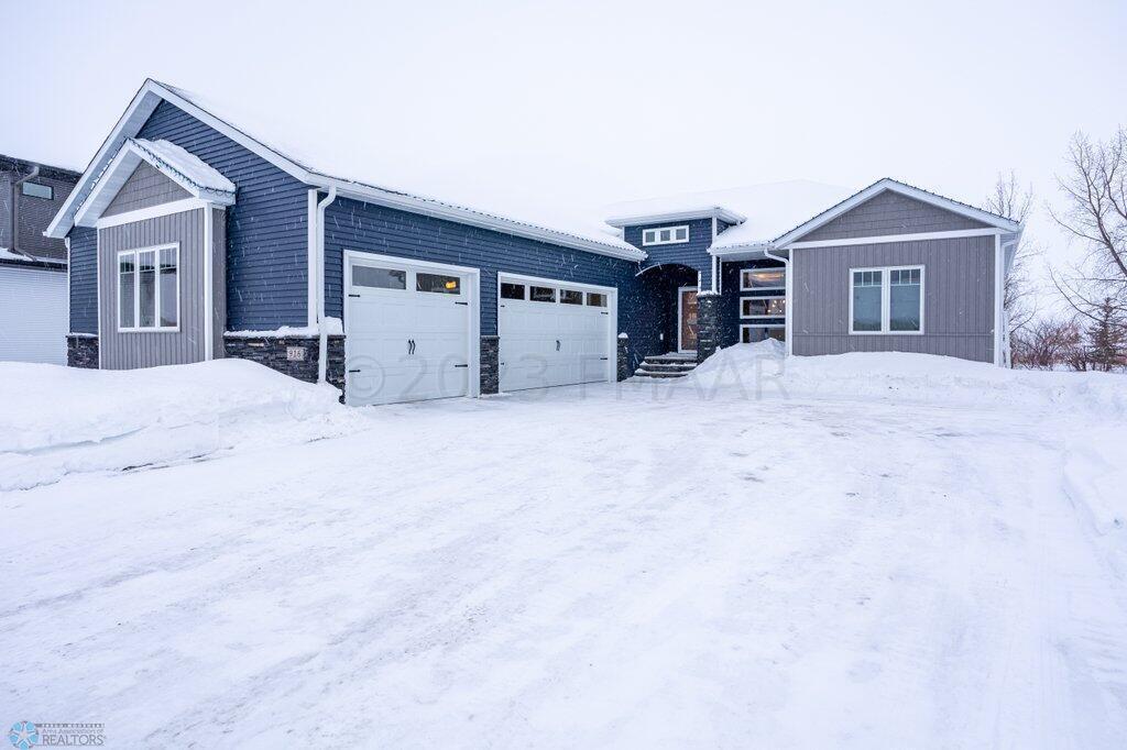 916 Sunset Dr